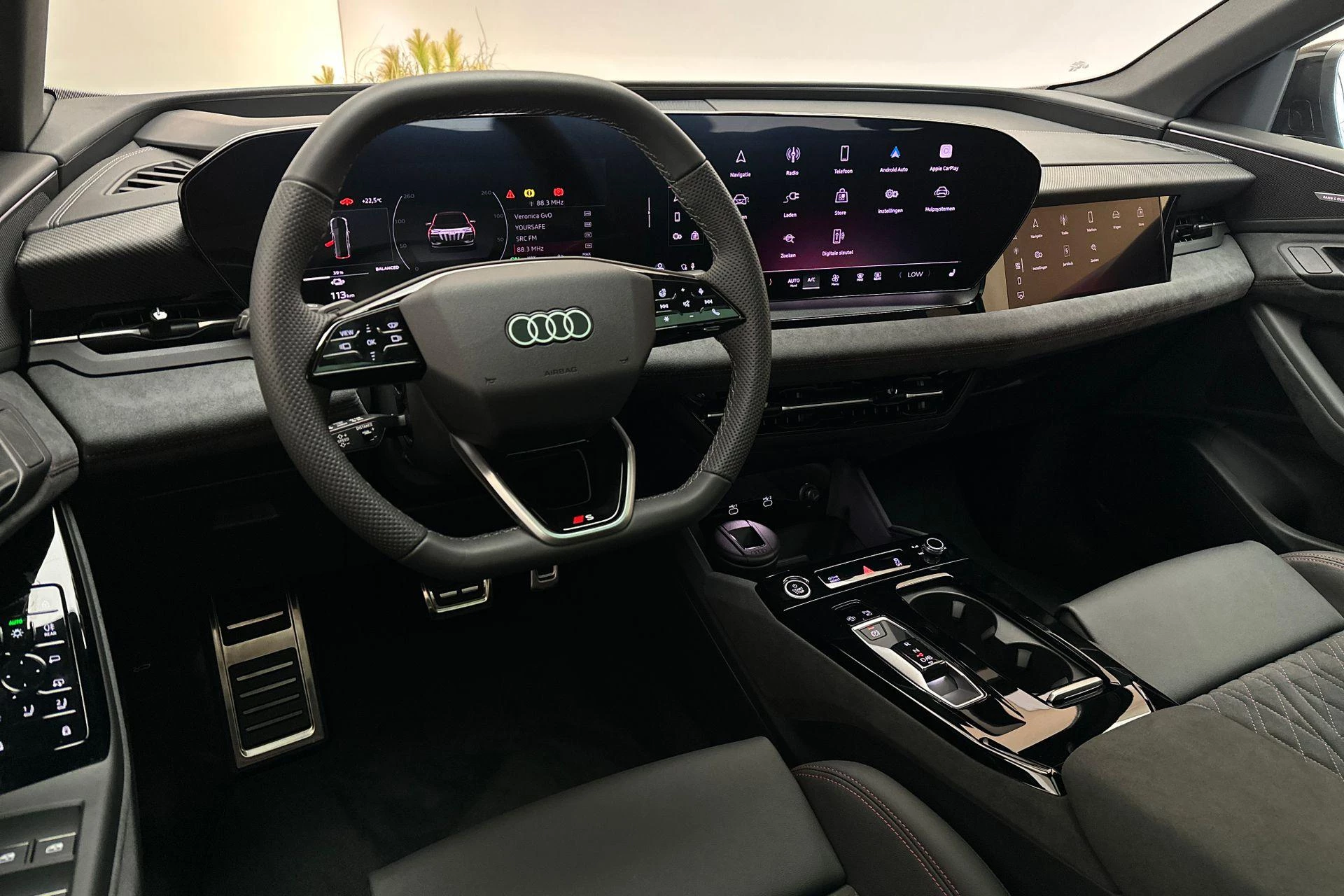 Hoofdafbeelding Audi Q6 e-tron