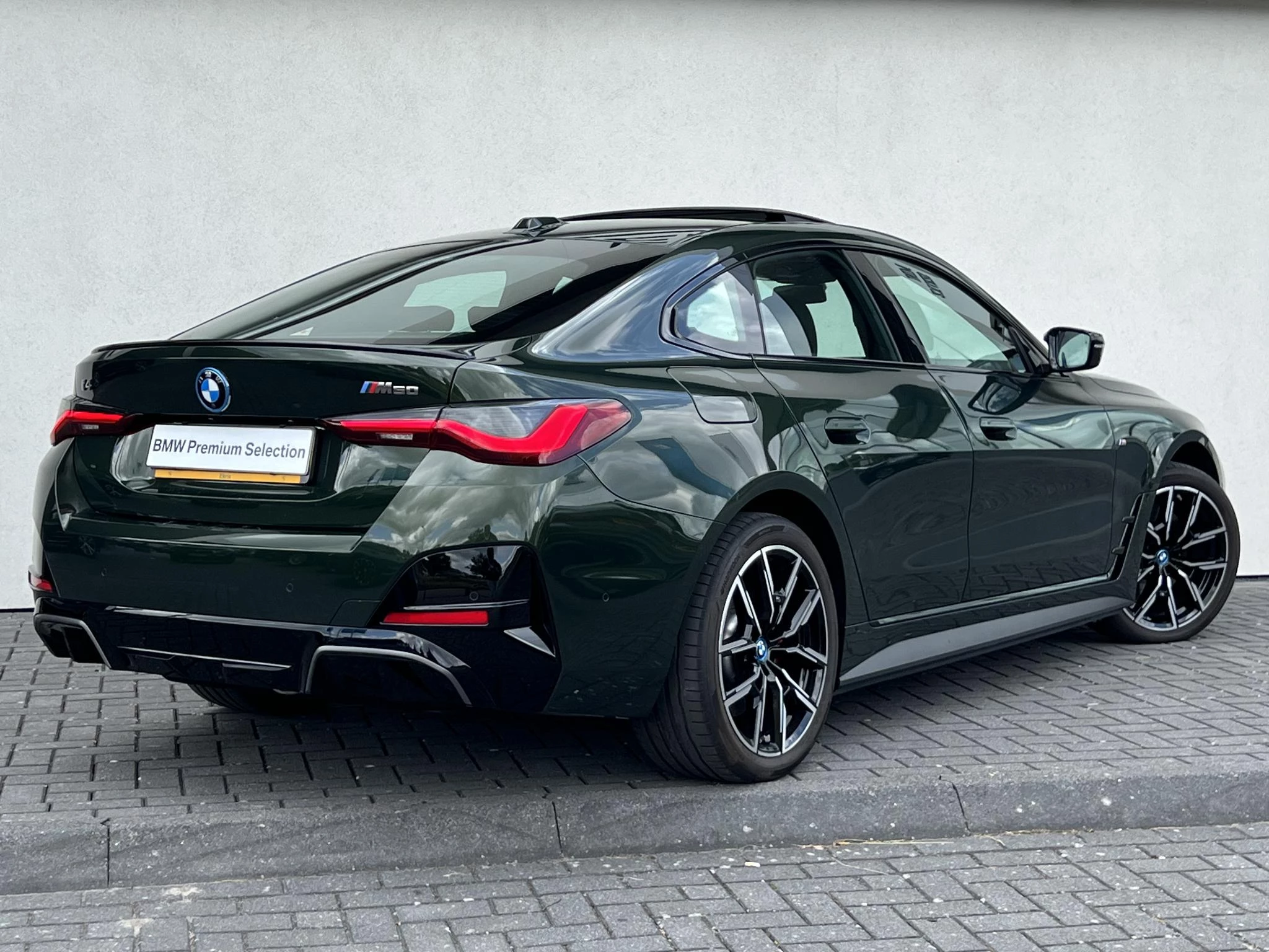 Hoofdafbeelding BMW i4