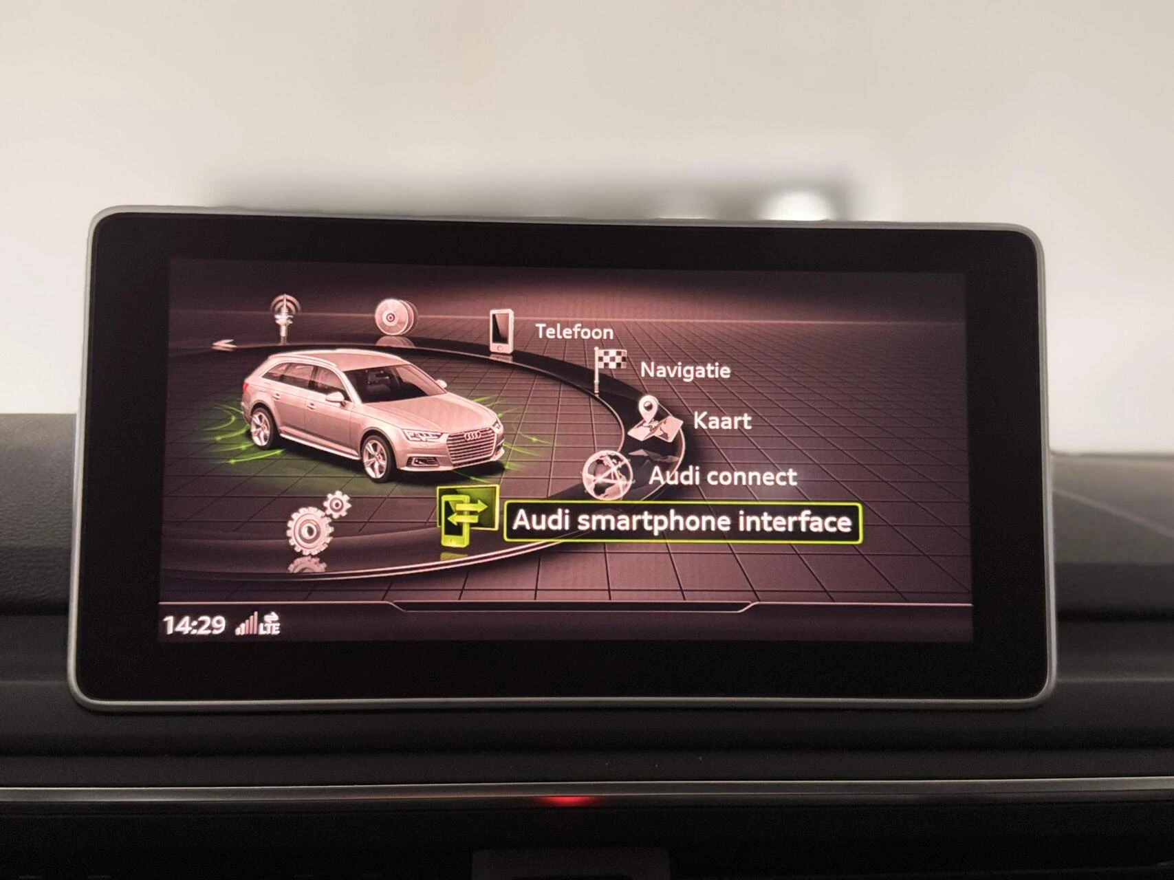 Hoofdafbeelding Audi A4