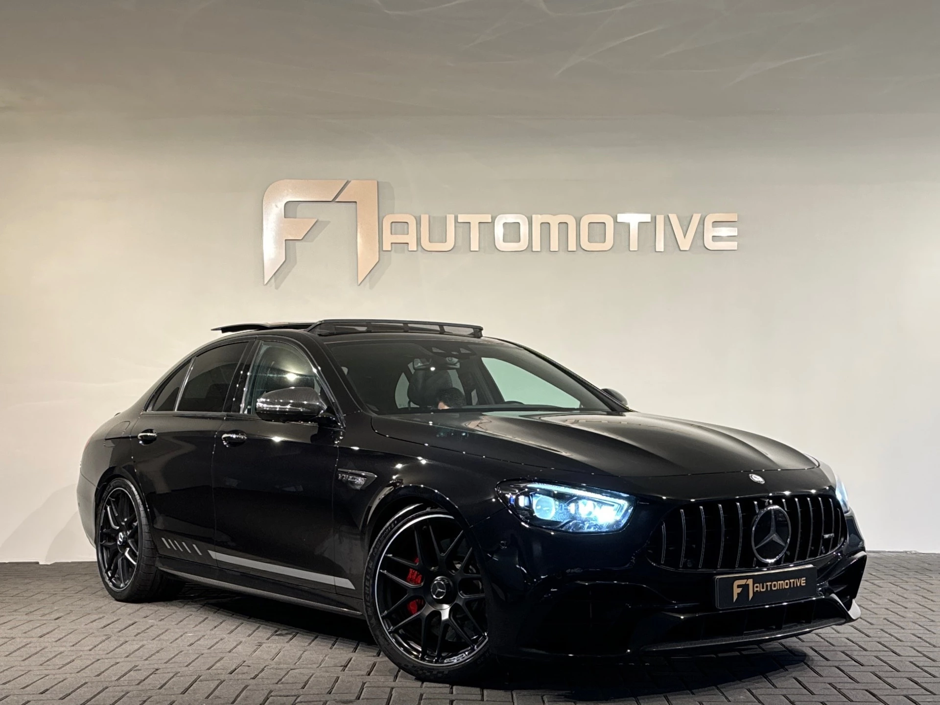 Hoofdafbeelding Mercedes-Benz E-Klasse