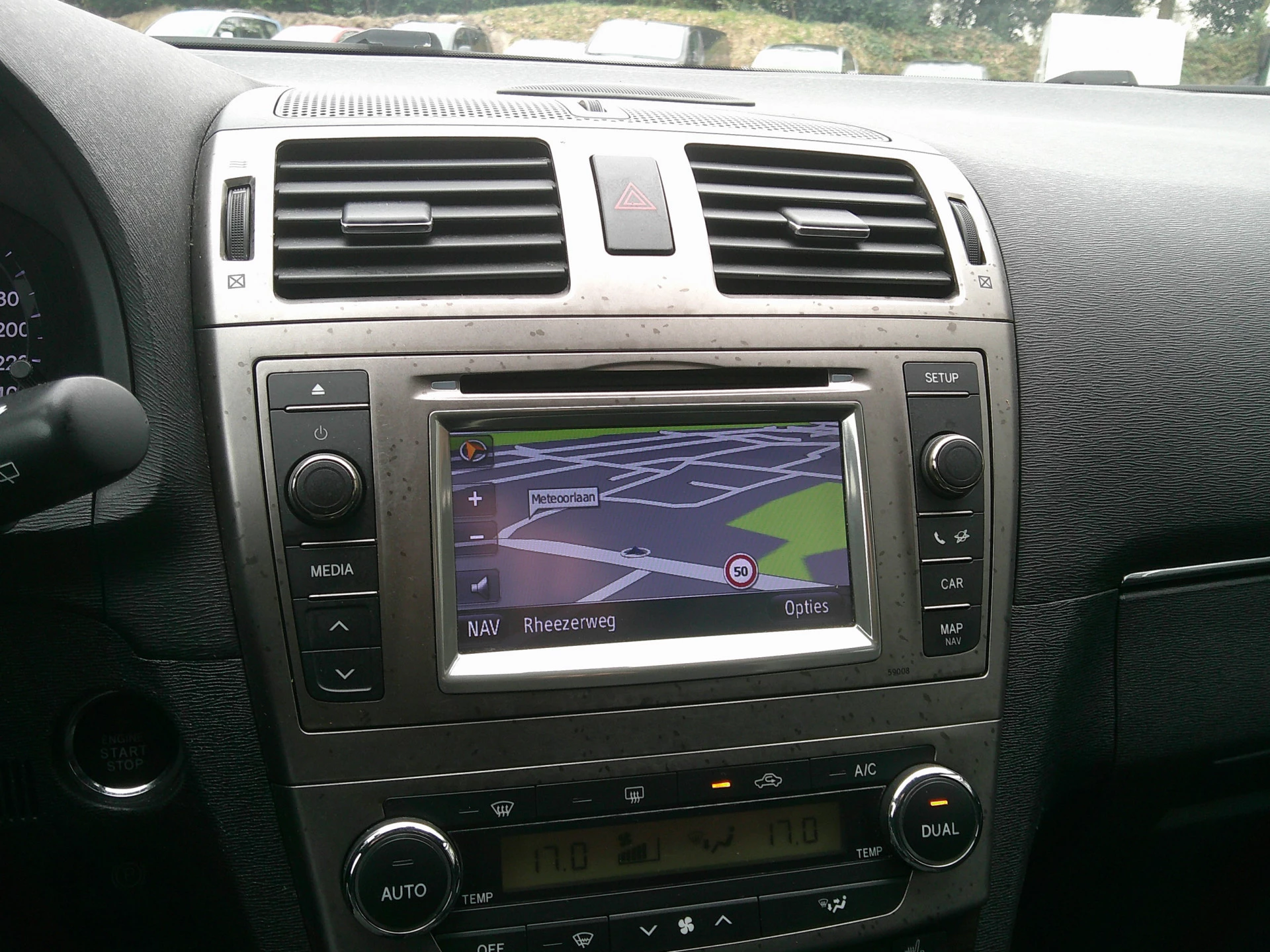 Hoofdafbeelding Toyota Avensis