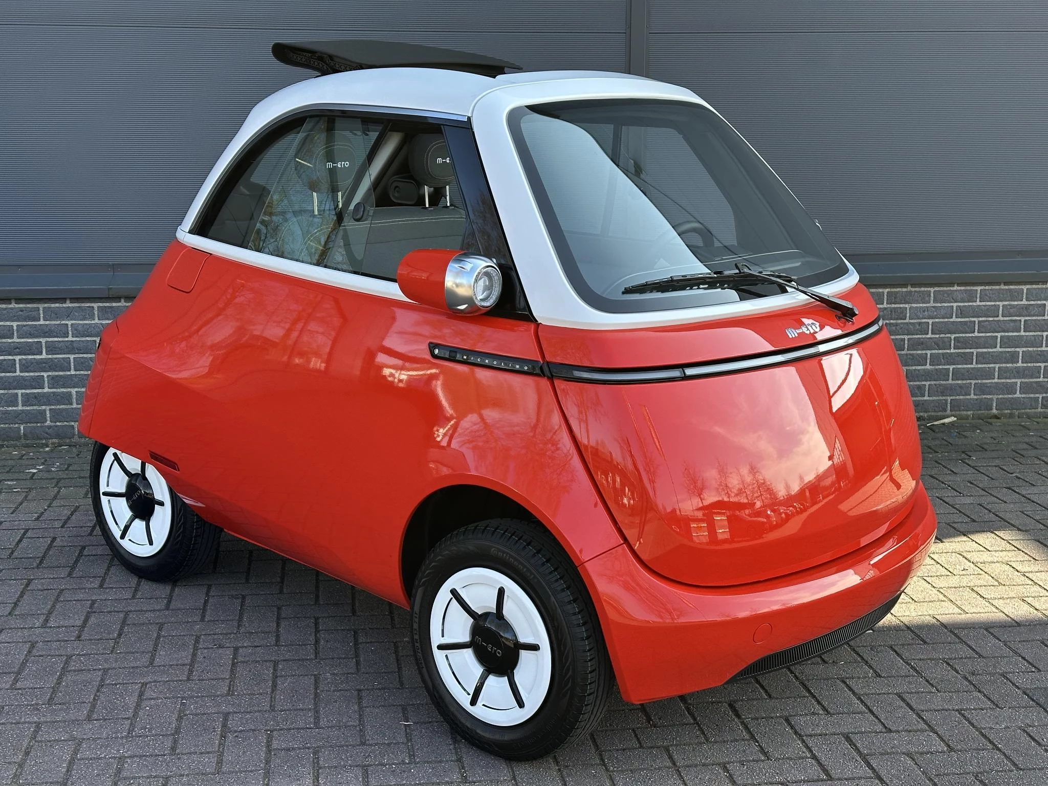 Hoofdafbeelding Microlino Competizione