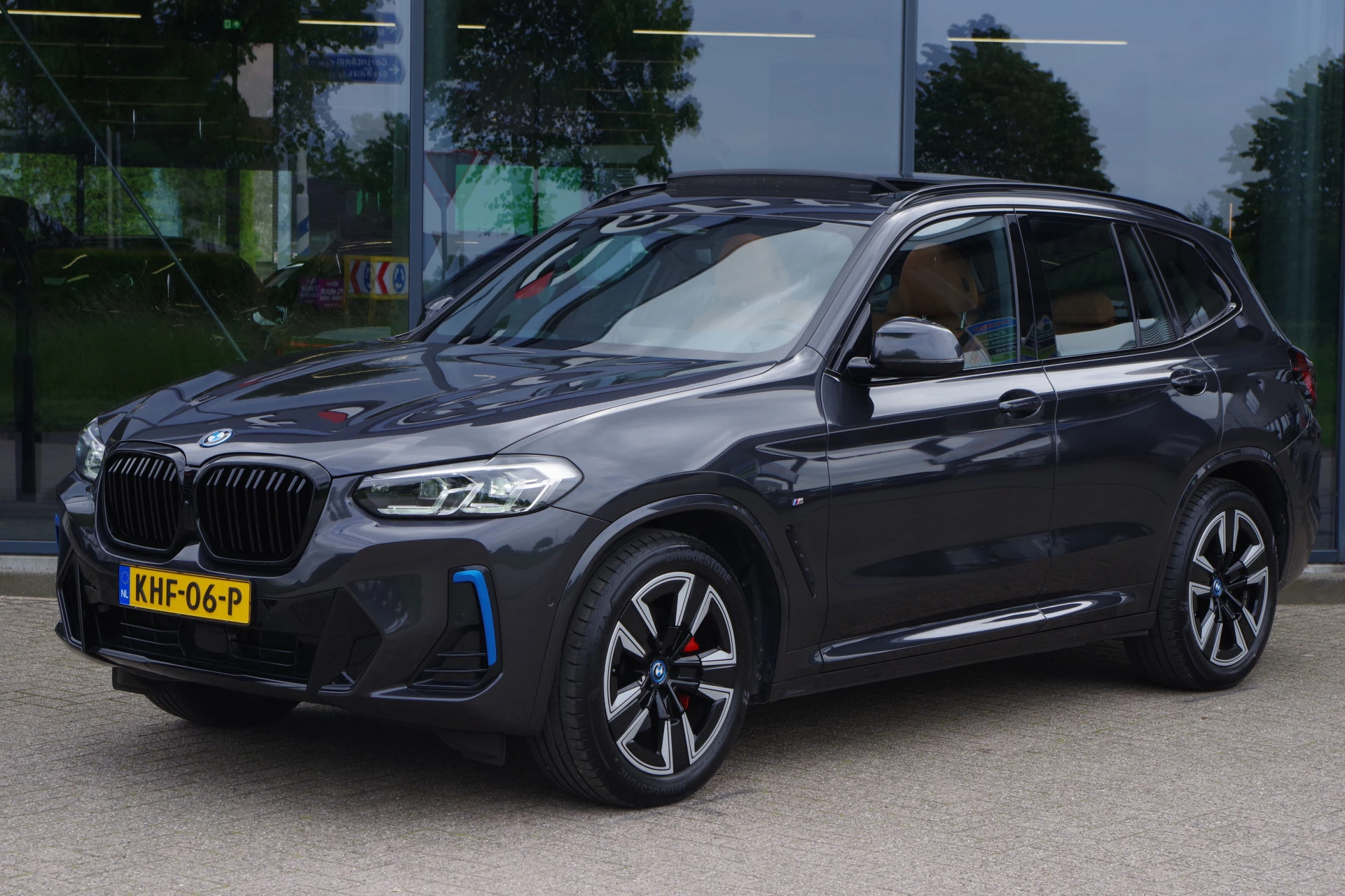 Hoofdafbeelding BMW iX3