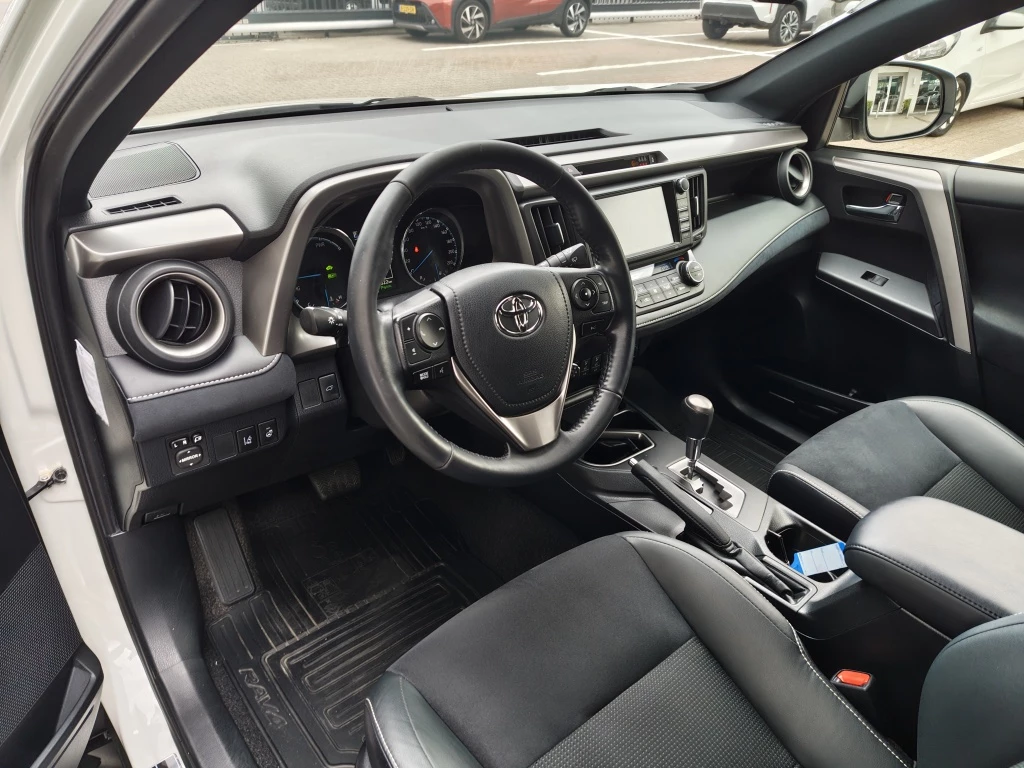 Hoofdafbeelding Toyota RAV4