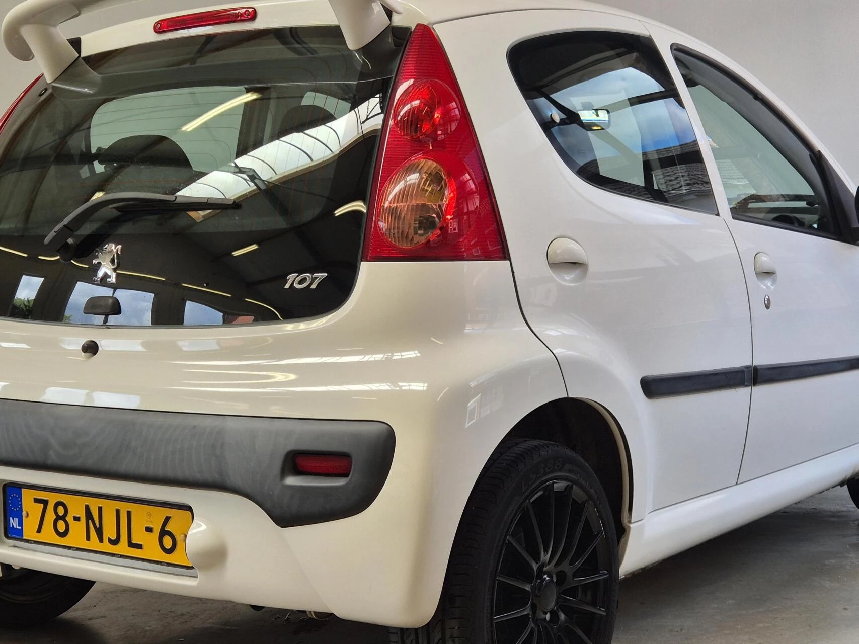 Hoofdafbeelding Peugeot 107