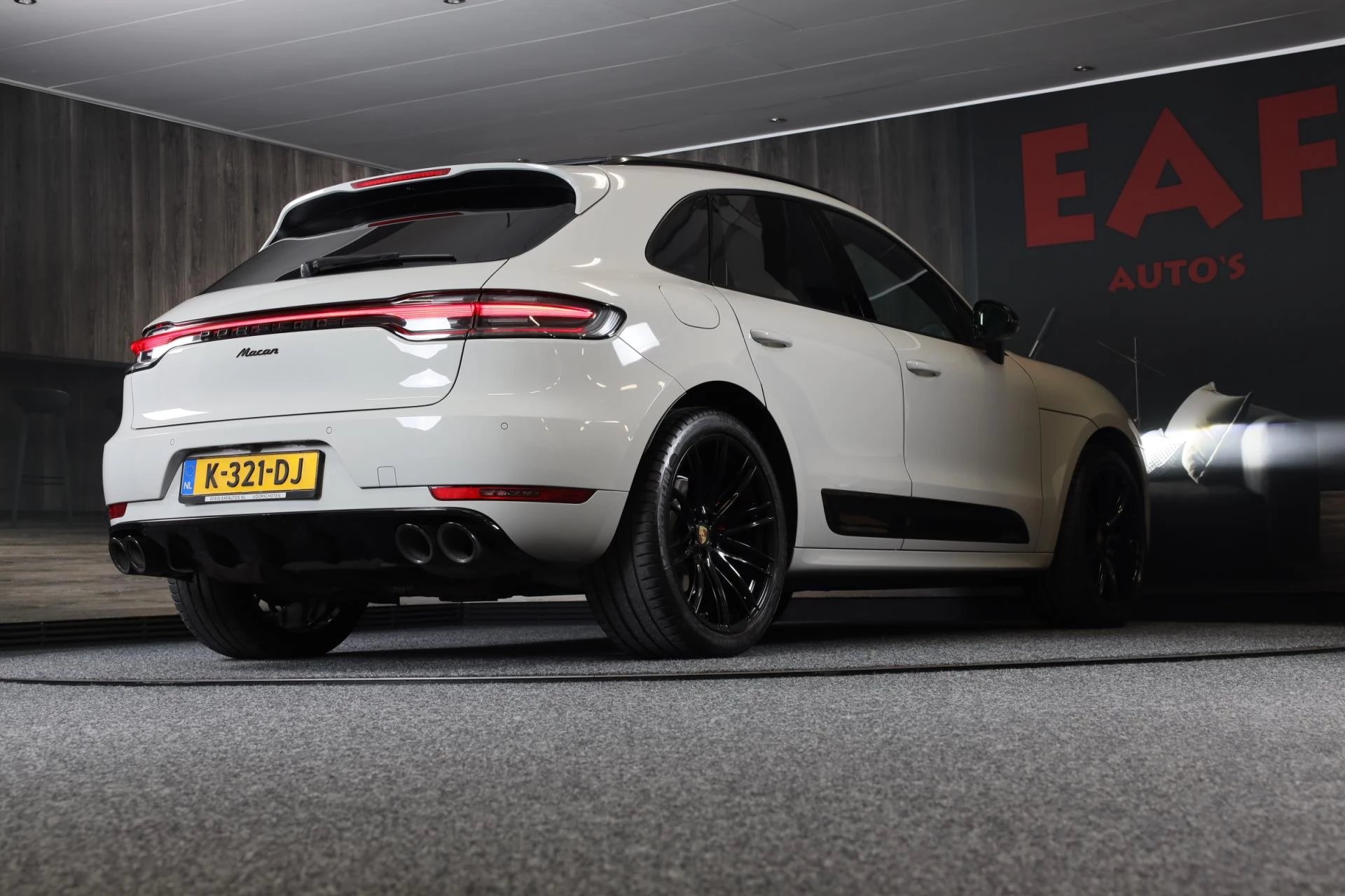 Hoofdafbeelding Porsche Macan