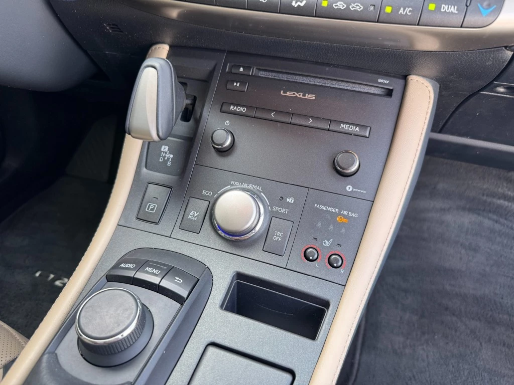 Hoofdafbeelding Lexus CT