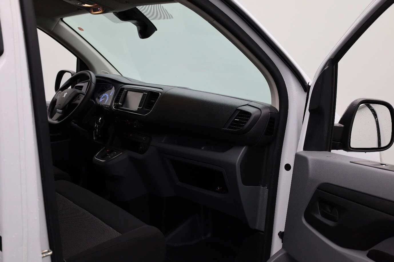 Hoofdafbeelding Peugeot e-Expert