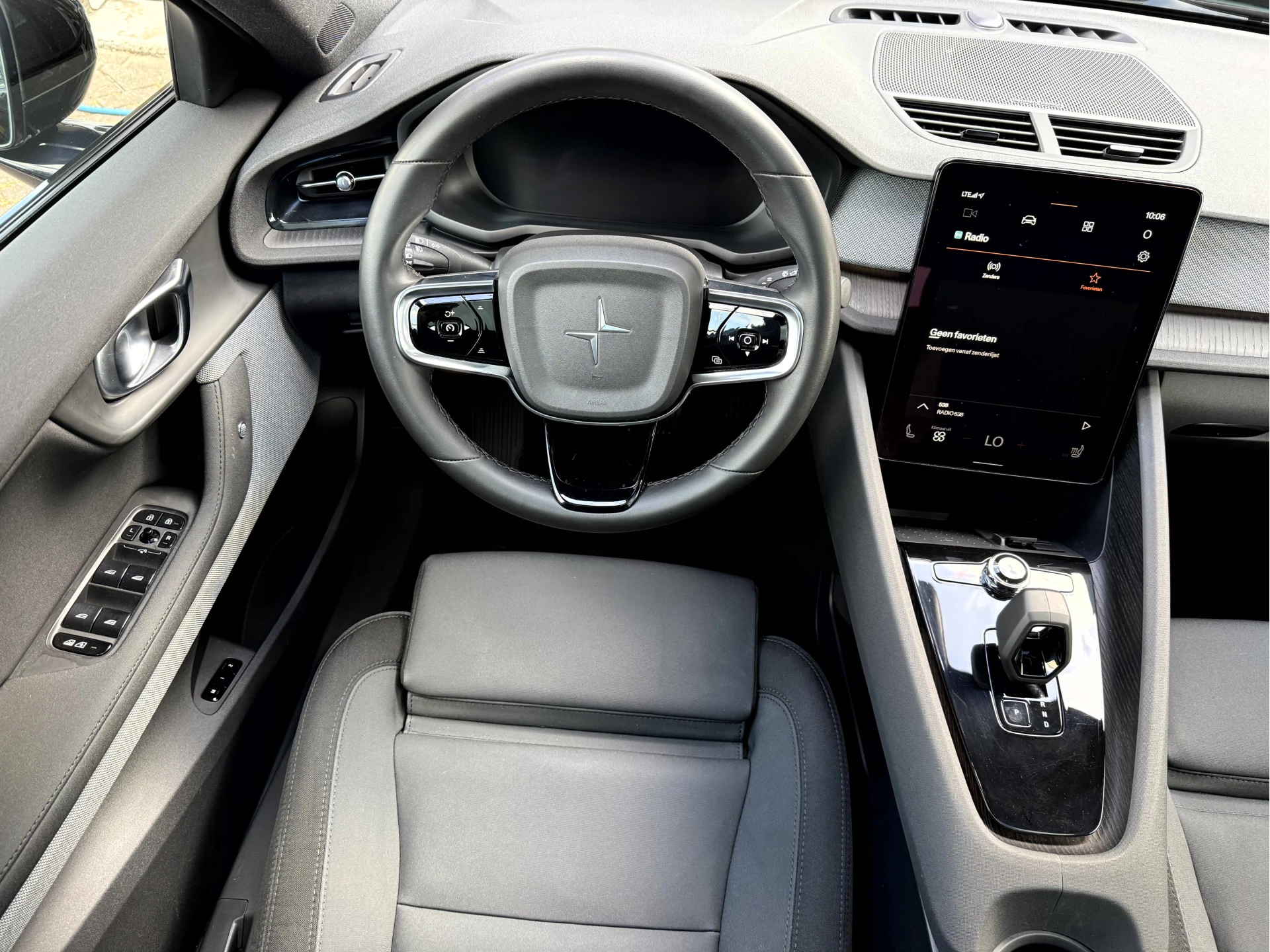 Hoofdafbeelding Polestar 2