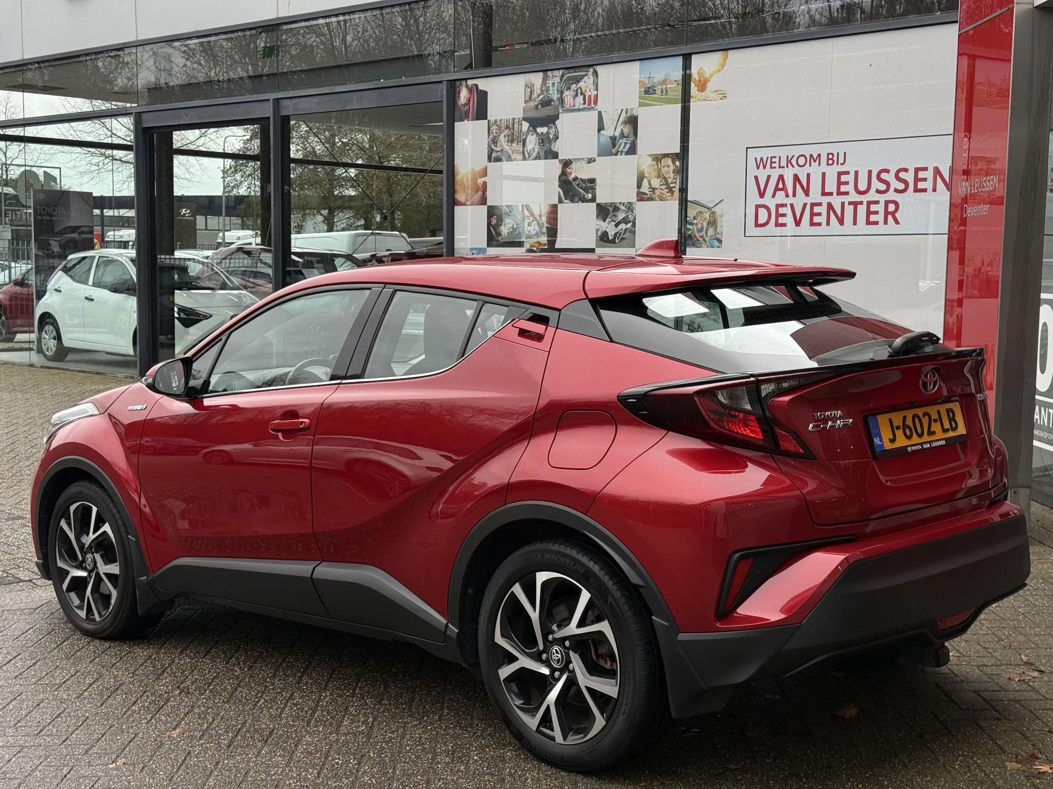 Hoofdafbeelding Toyota C-HR