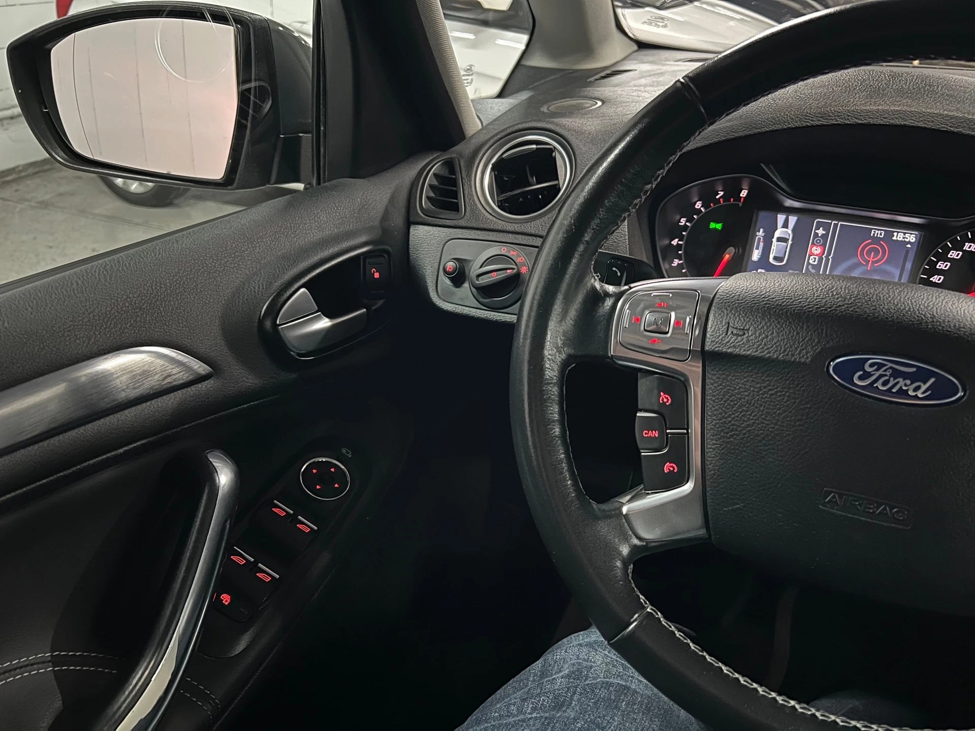 Hoofdafbeelding Ford Galaxy