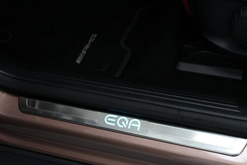 Hoofdafbeelding Mercedes-Benz EQA