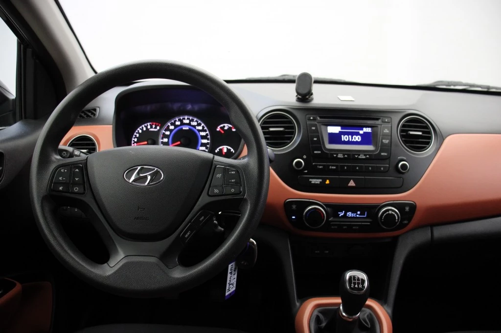 Hoofdafbeelding Hyundai i10
