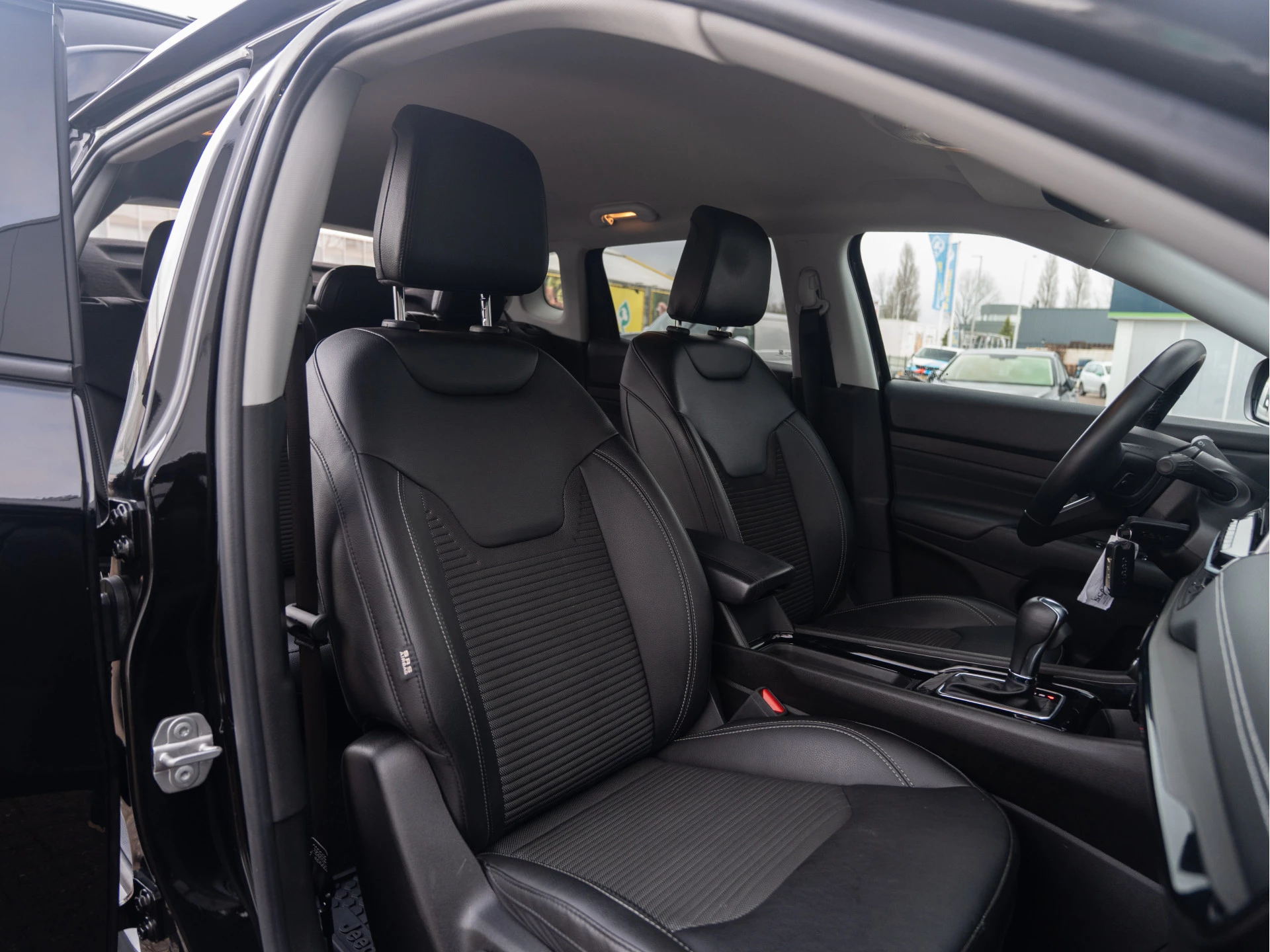 Hoofdafbeelding Jeep Compass