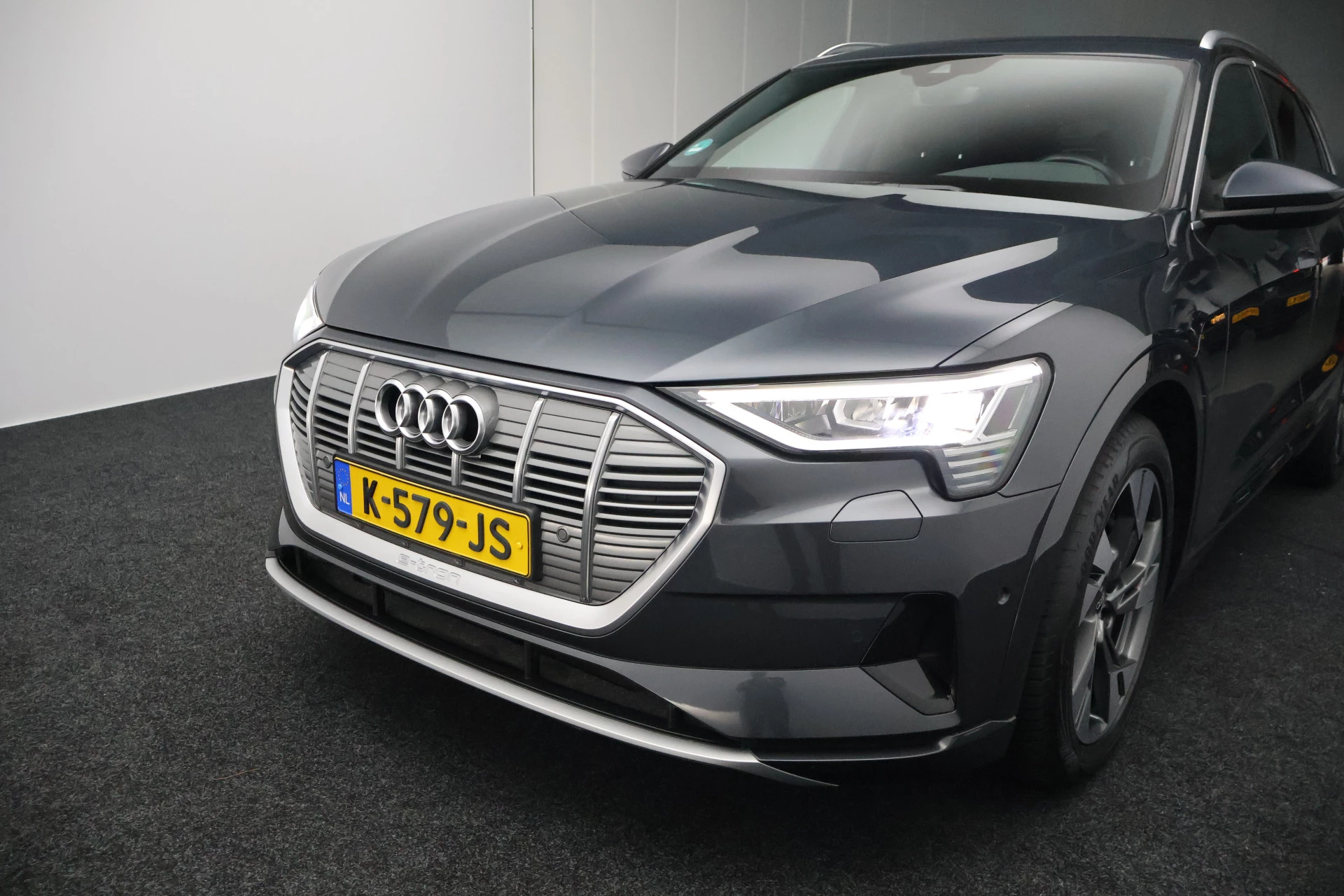 Hoofdafbeelding Audi e-tron