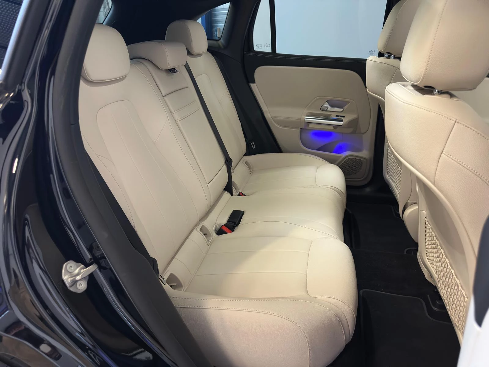 Hoofdafbeelding Mercedes-Benz EQA