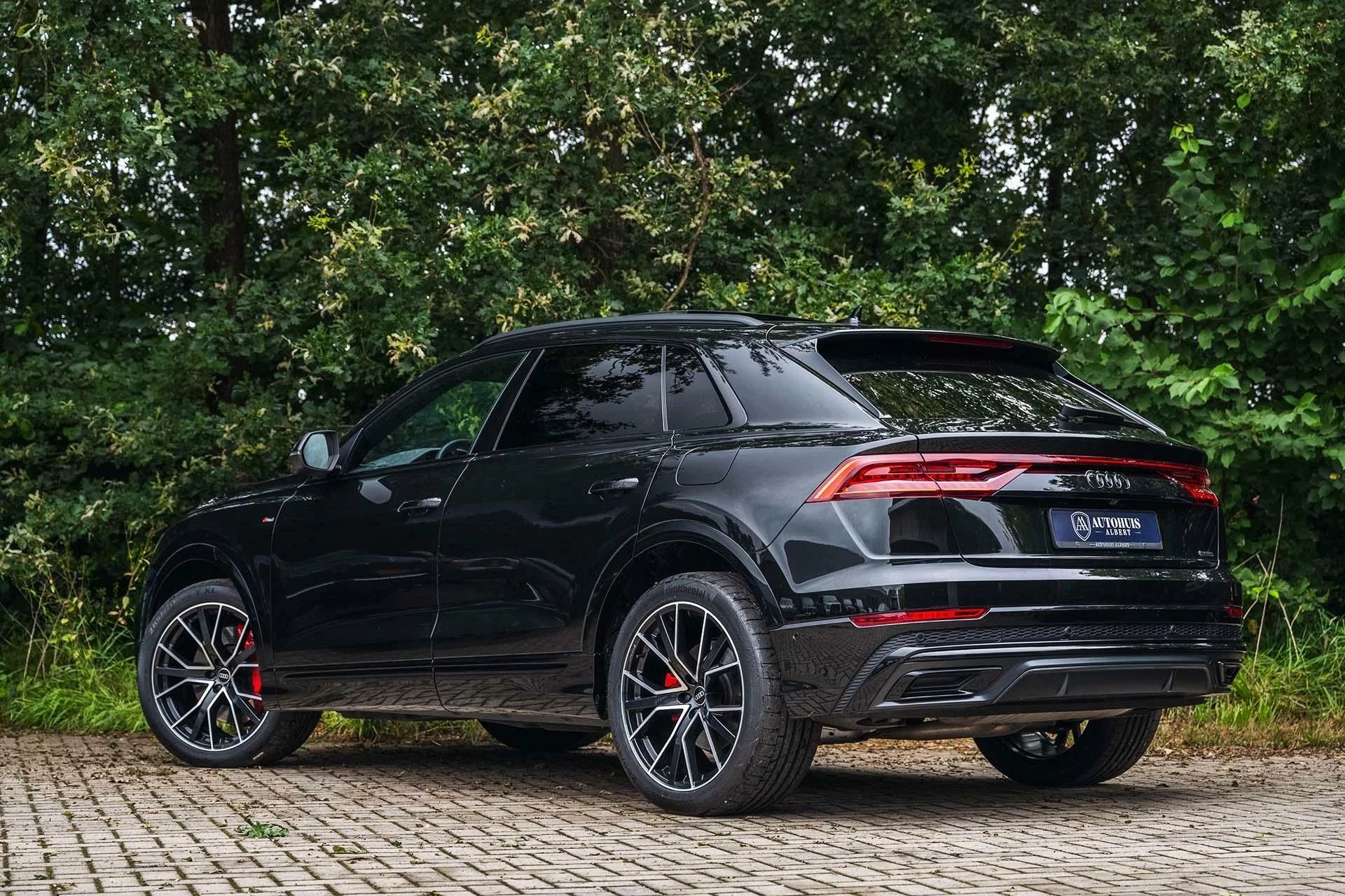 Hoofdafbeelding Audi Q8