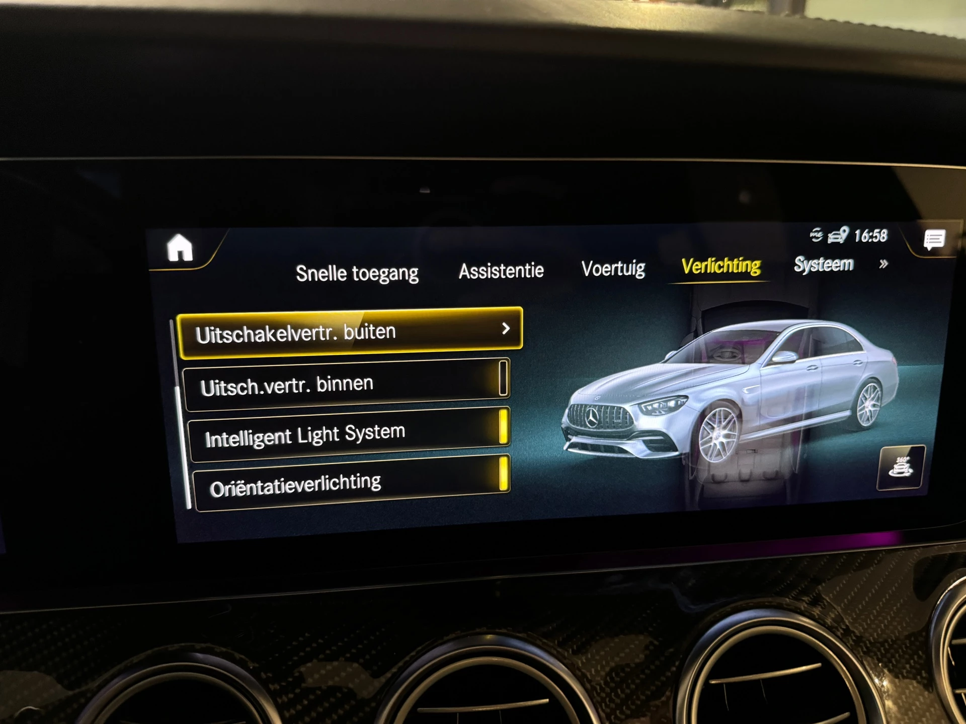 Hoofdafbeelding Mercedes-Benz E-Klasse