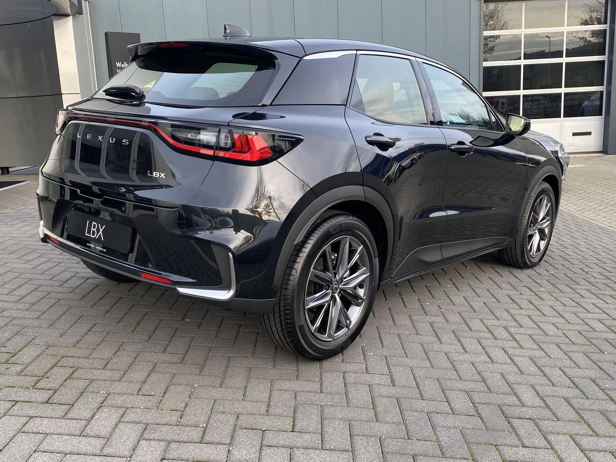 Hoofdafbeelding Lexus LBX