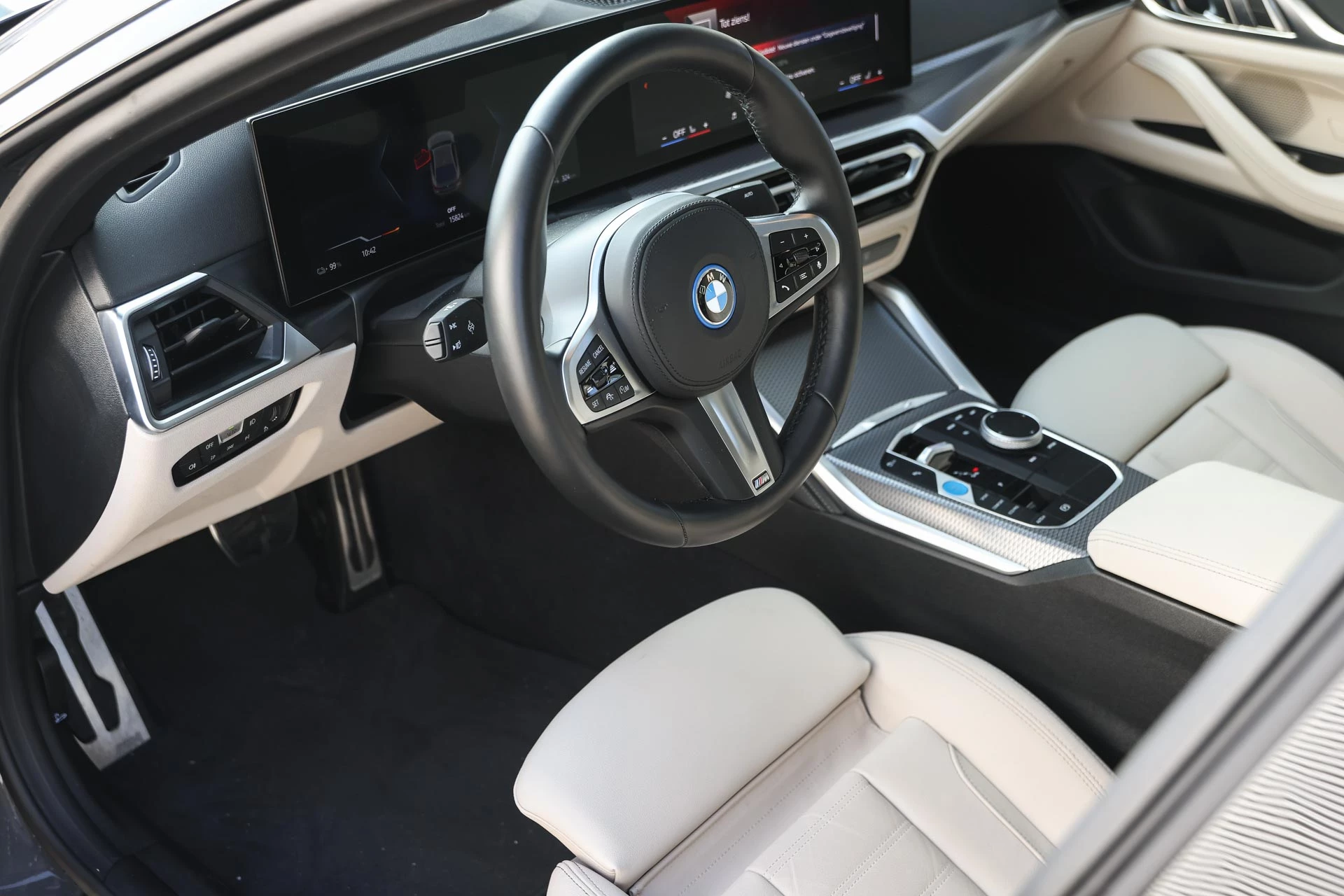 Hoofdafbeelding BMW i4
