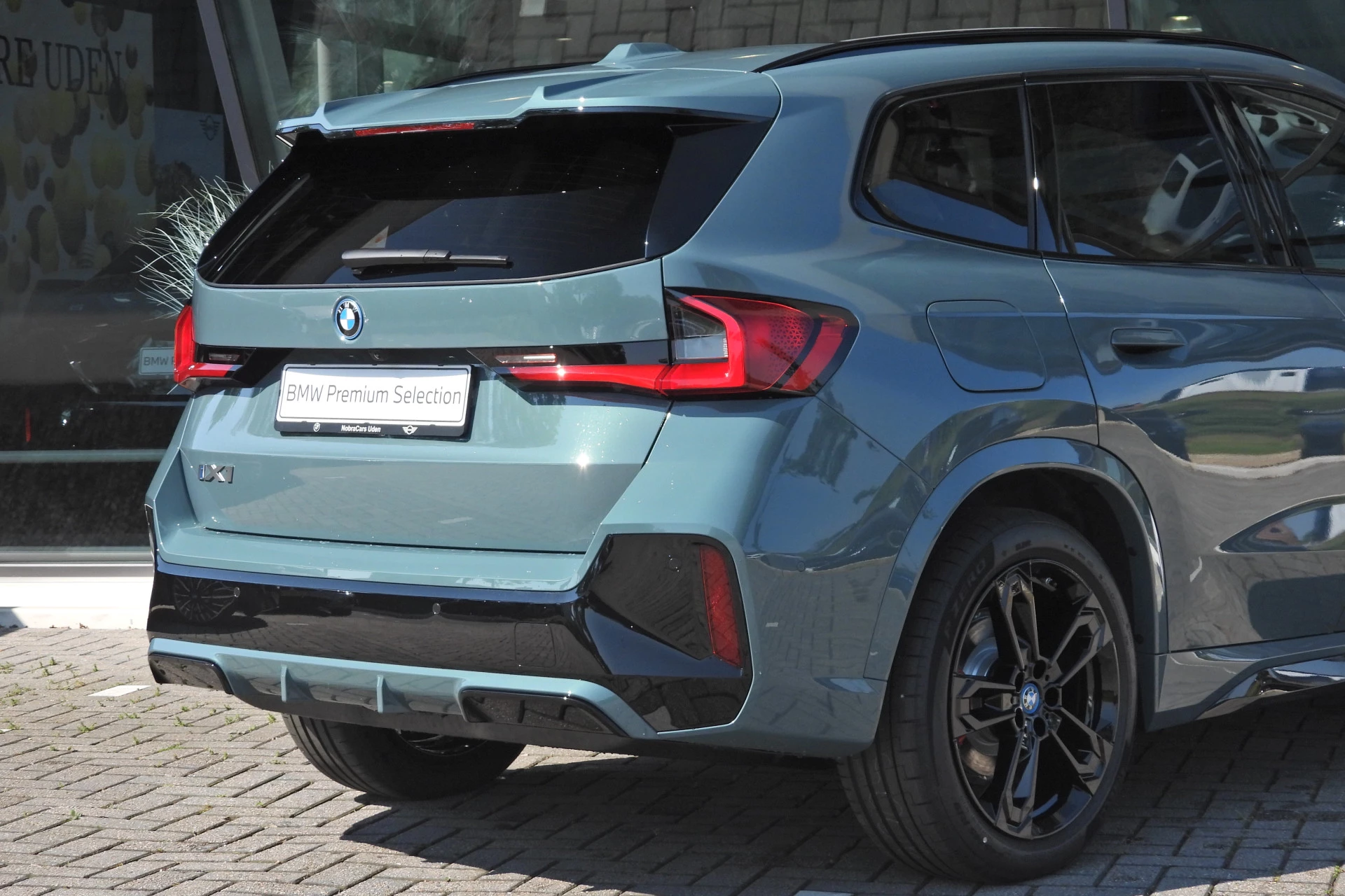 Hoofdafbeelding BMW iX1