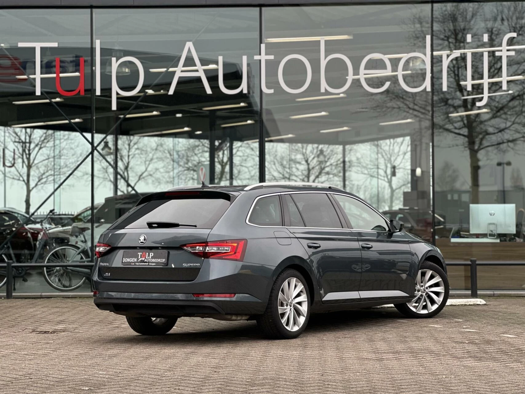 Hoofdafbeelding Škoda Superb