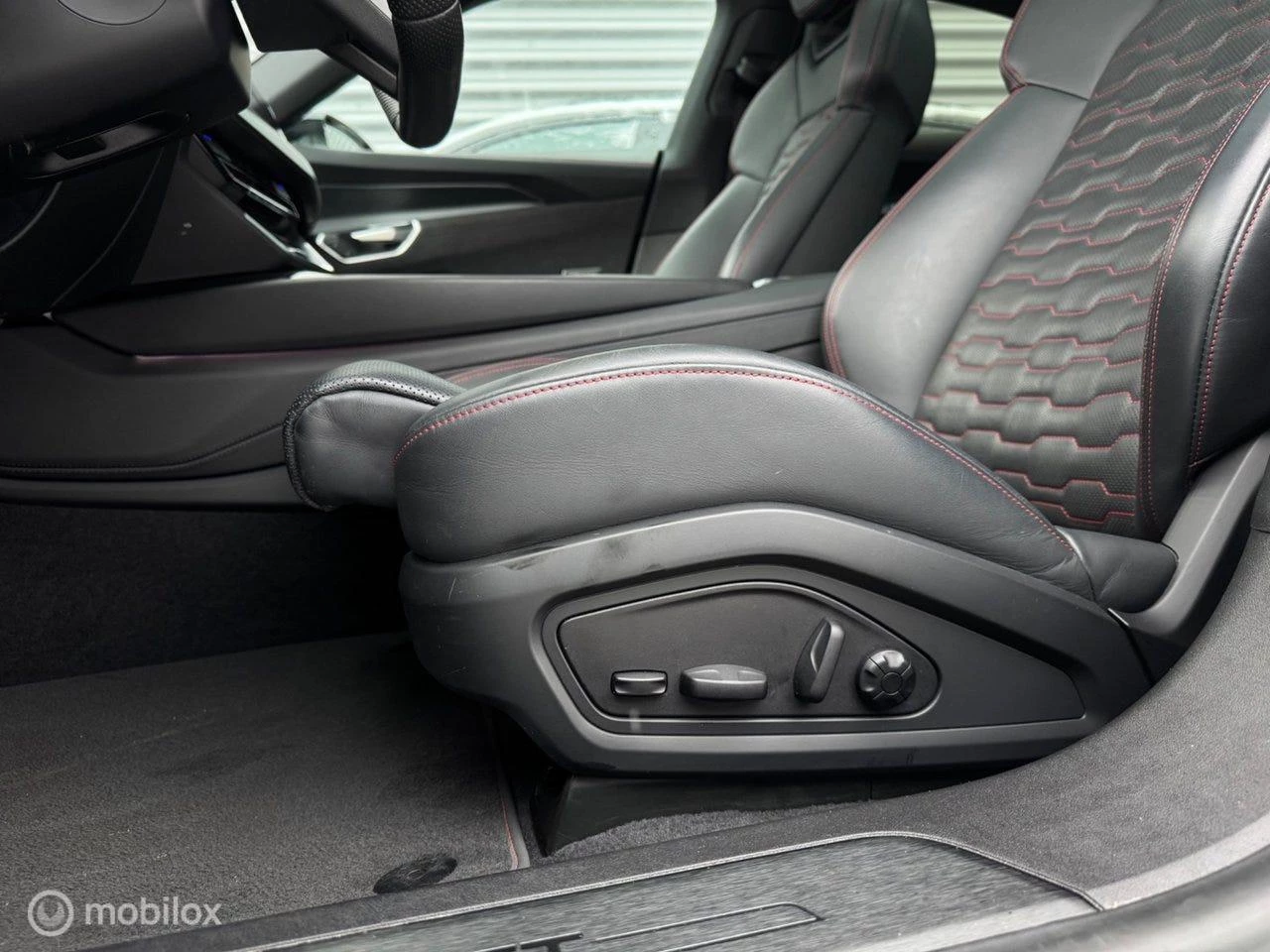 Hoofdafbeelding Audi e-tron GT