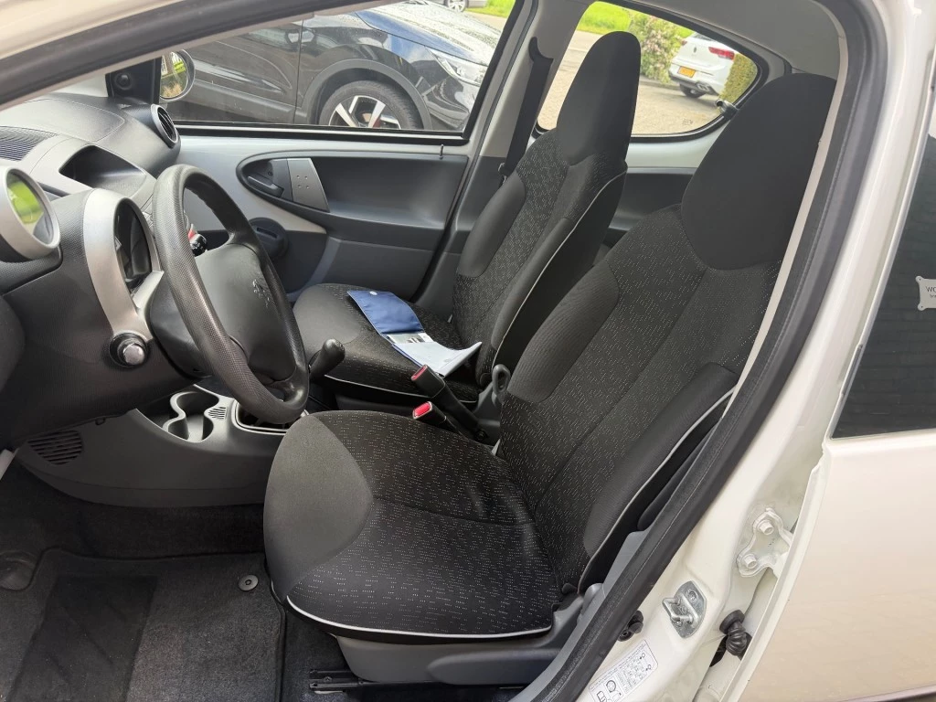 Hoofdafbeelding Peugeot 107