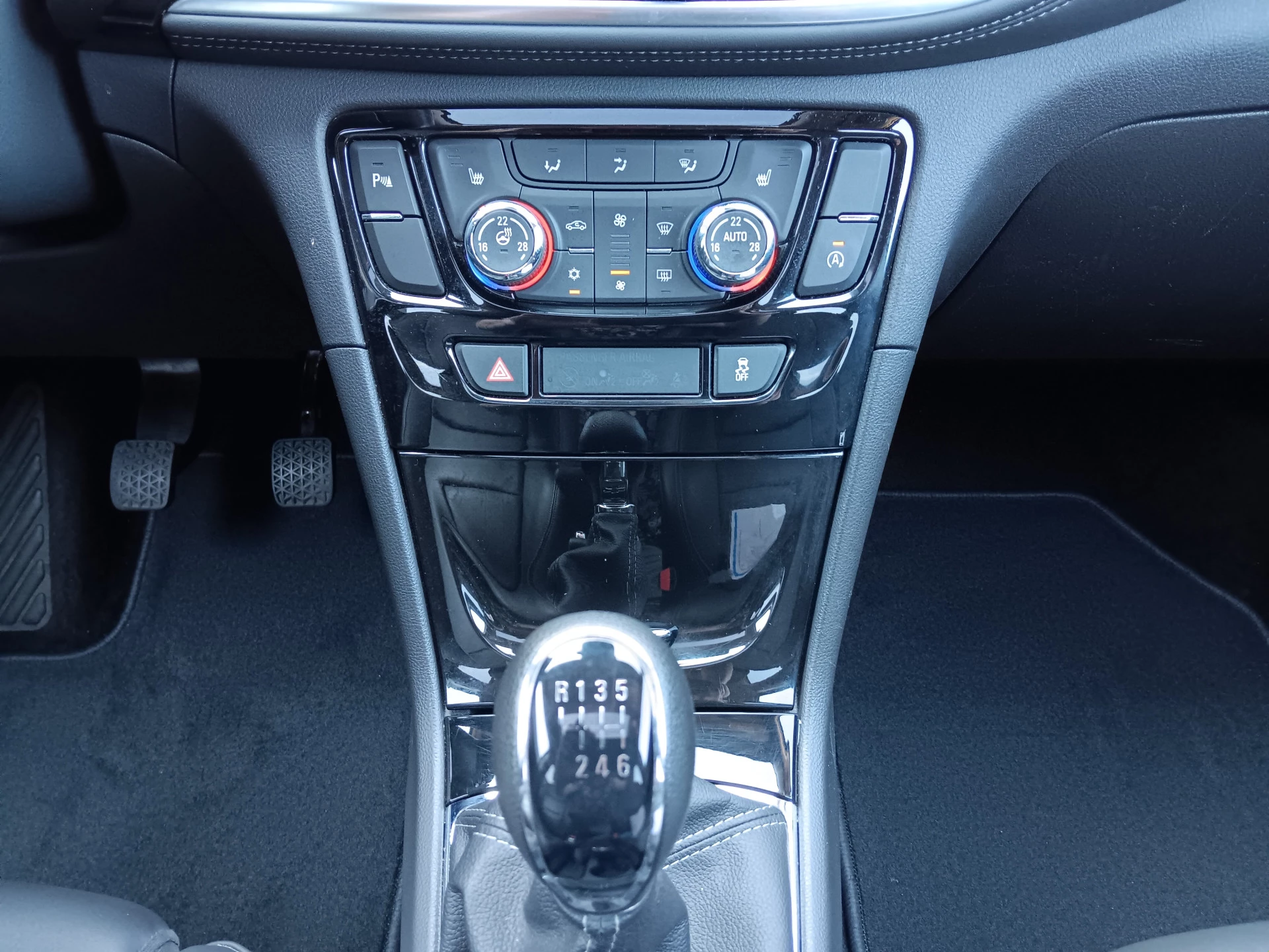 Hoofdafbeelding Opel Mokka X