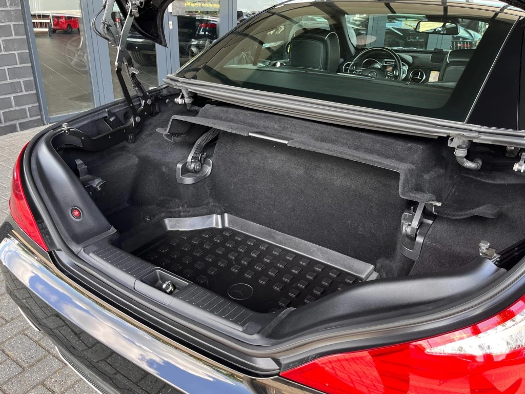 Hoofdafbeelding Mercedes-Benz SL