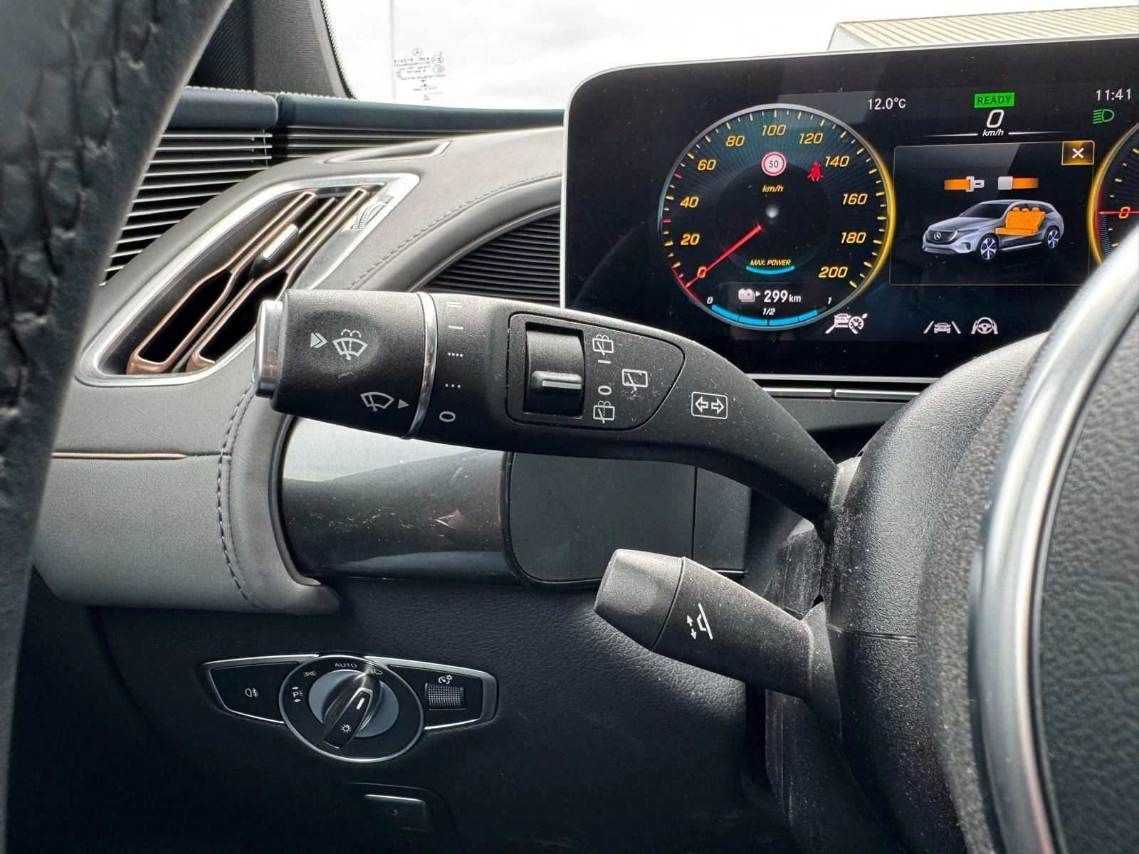 Hoofdafbeelding Mercedes-Benz EQC