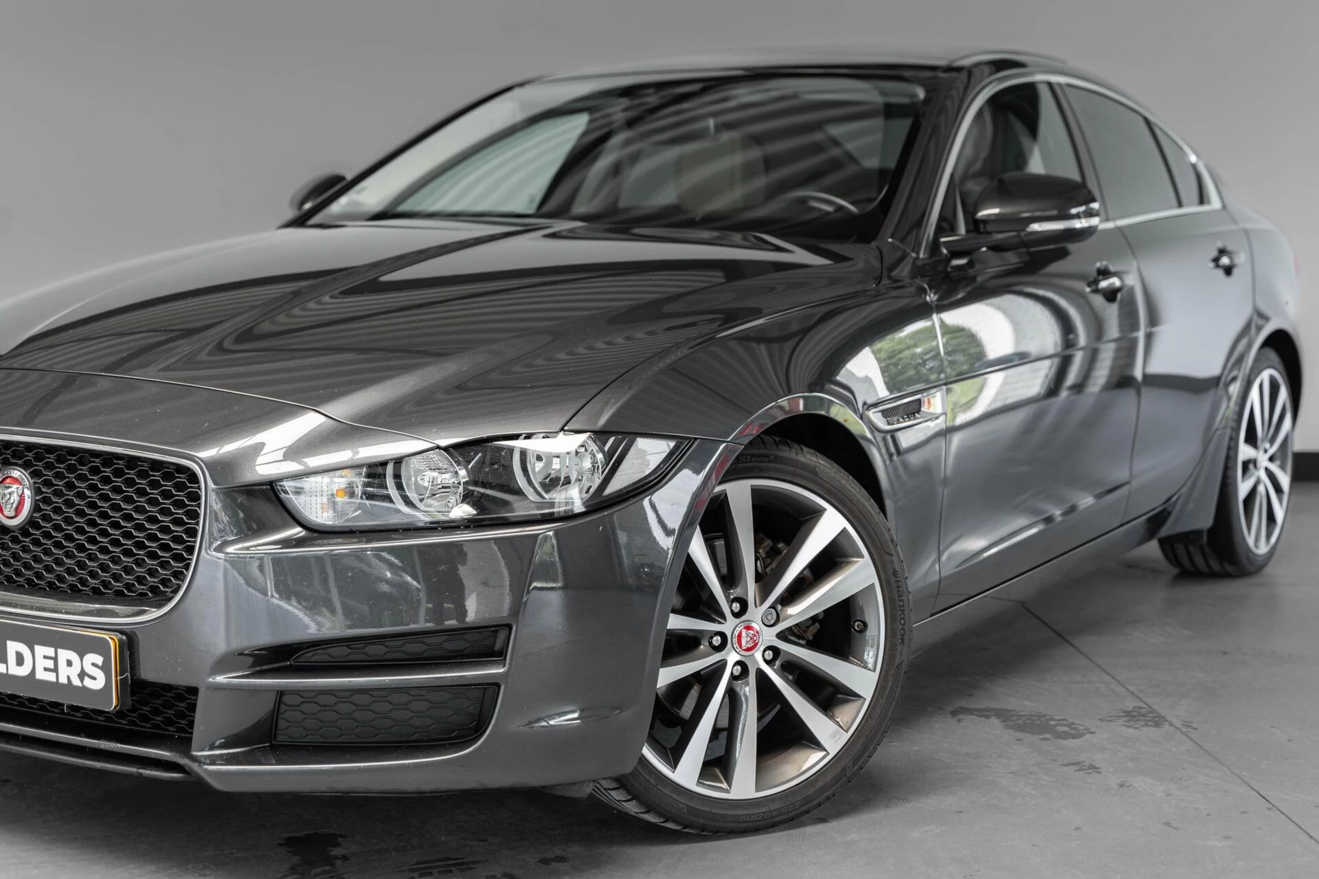 Hoofdafbeelding Jaguar XE