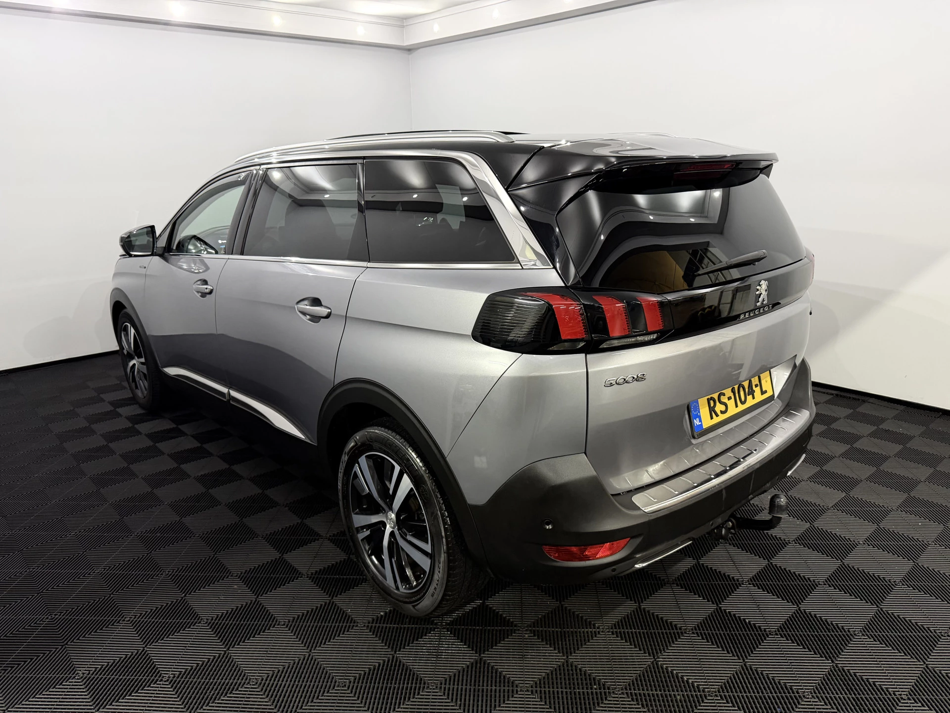 Hoofdafbeelding Peugeot 5008
