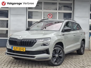 Škoda Karoq 1.5 TSI ACT Sportline Business | Navigatie/Android/Apple Carplay | LM Velgen 18" | Voorstoelen/Achterbank Verwarmd | Elektrisch Glazen Panoramadak | Cruise Control Adaptief | Airco |