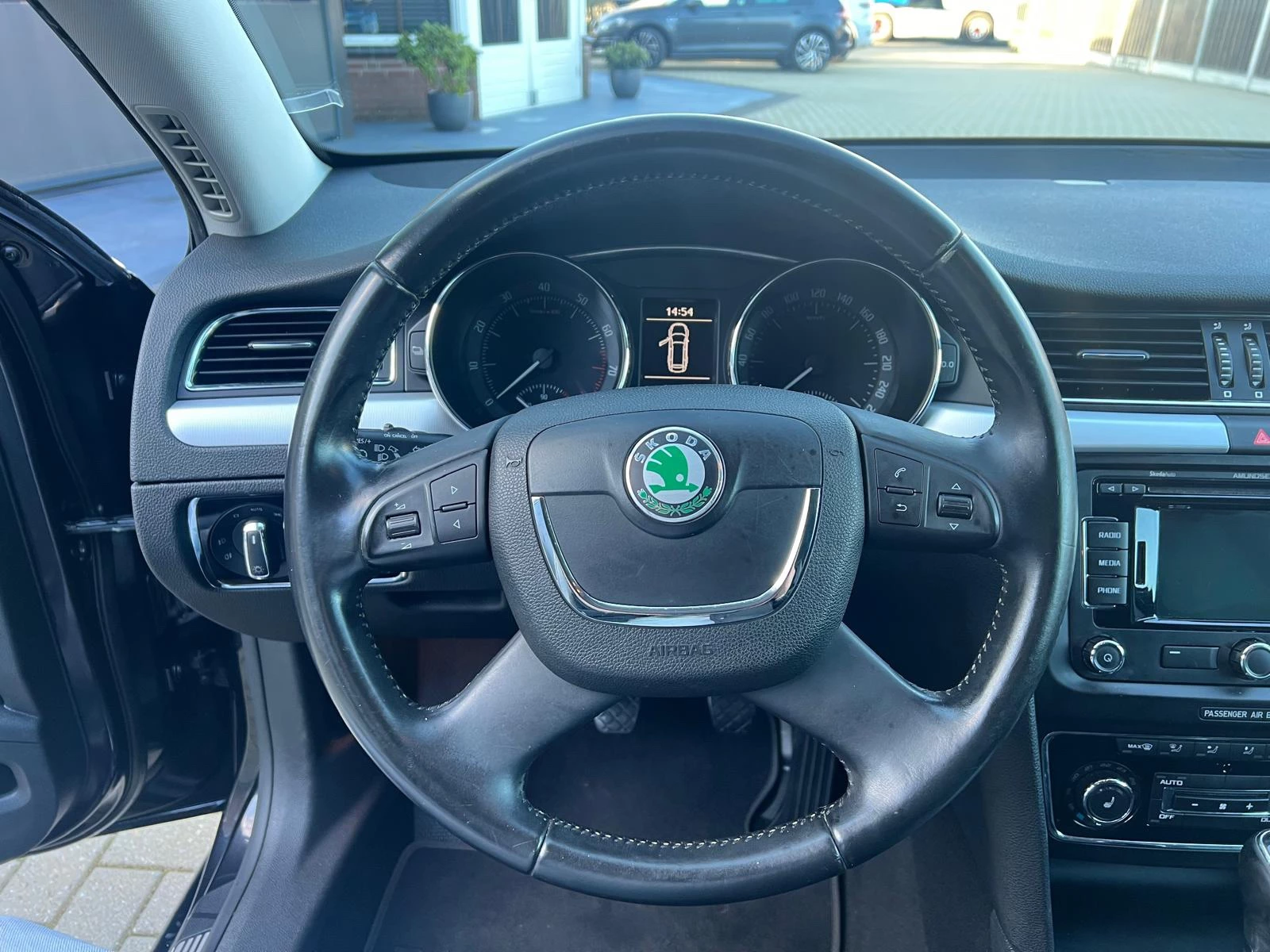 Hoofdafbeelding Škoda Superb