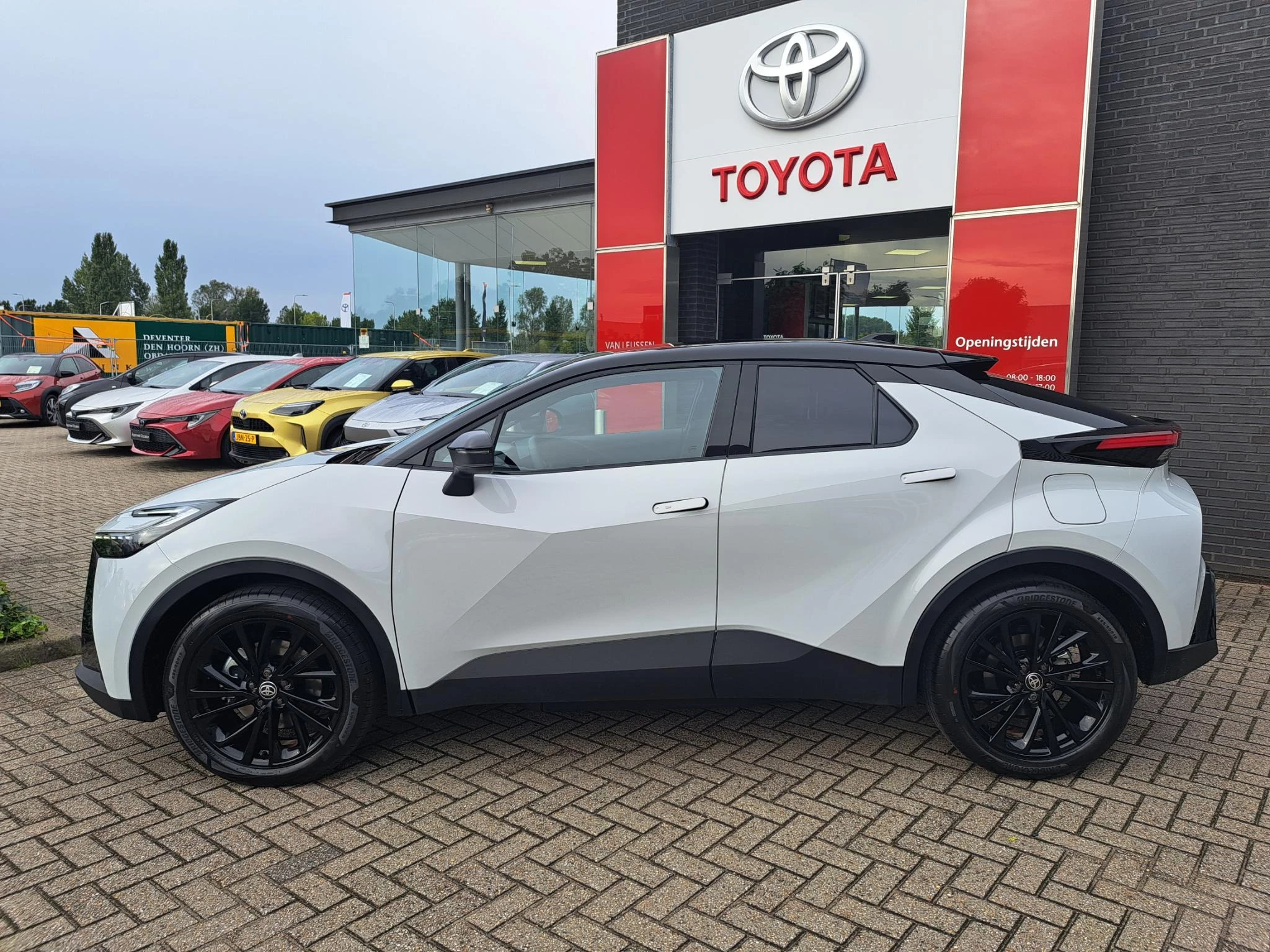 Hoofdafbeelding Toyota C-HR