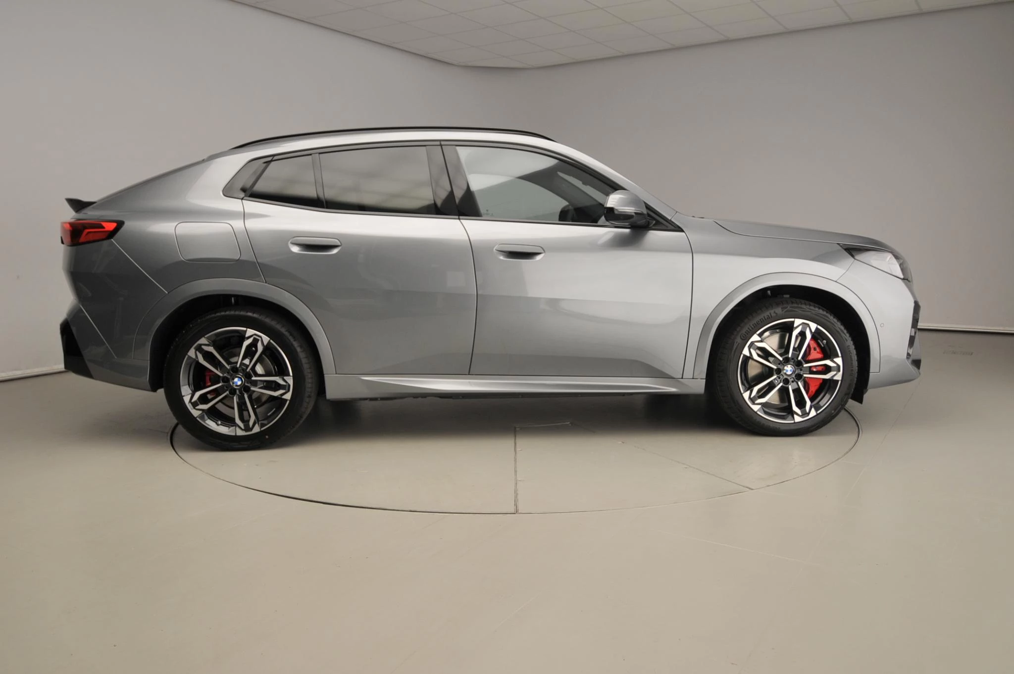 Hoofdafbeelding BMW iX2