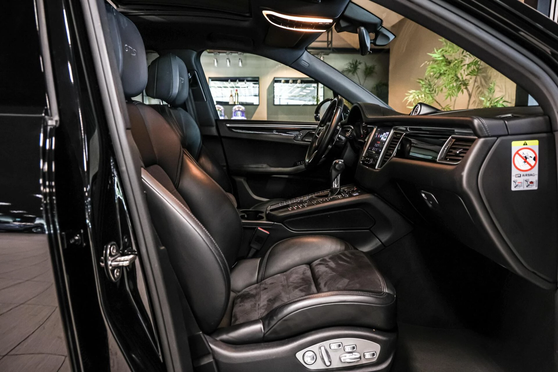 Hoofdafbeelding Porsche Macan