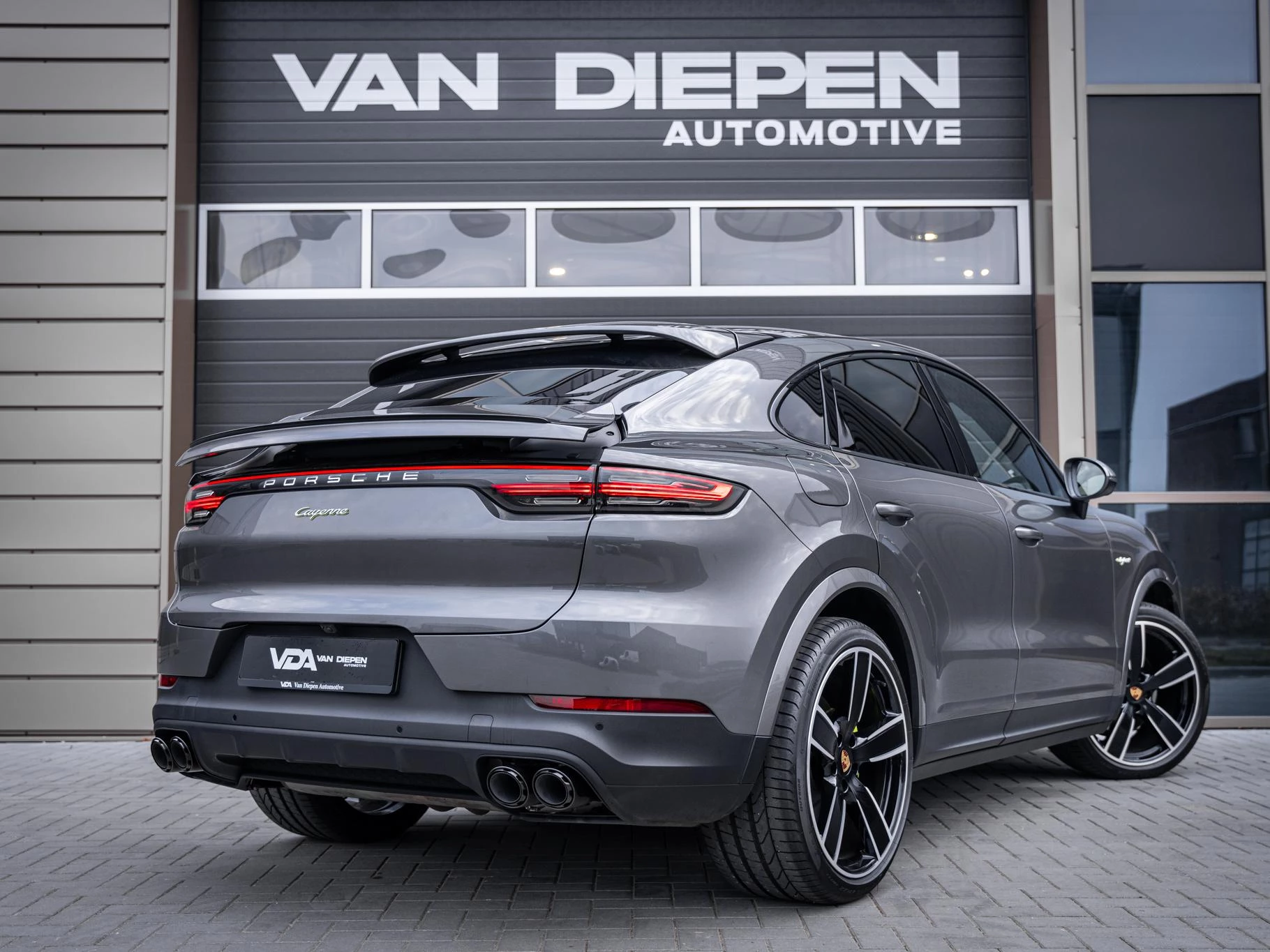 Hoofdafbeelding Porsche Cayenne
