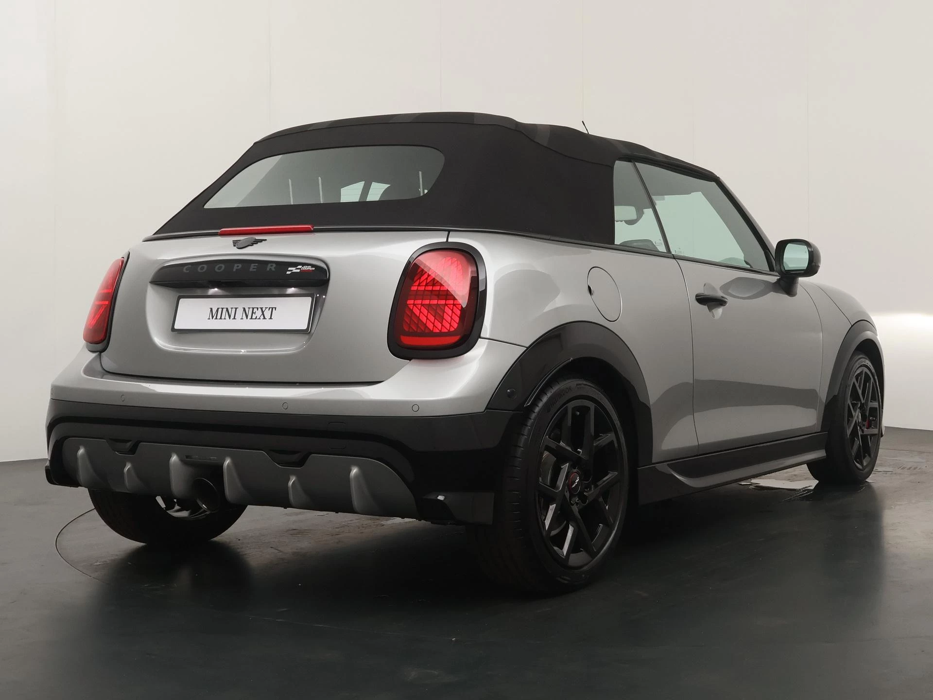 Hoofdafbeelding MINI Cabrio
