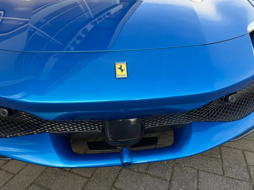 Hoofdafbeelding Ferrari 296
