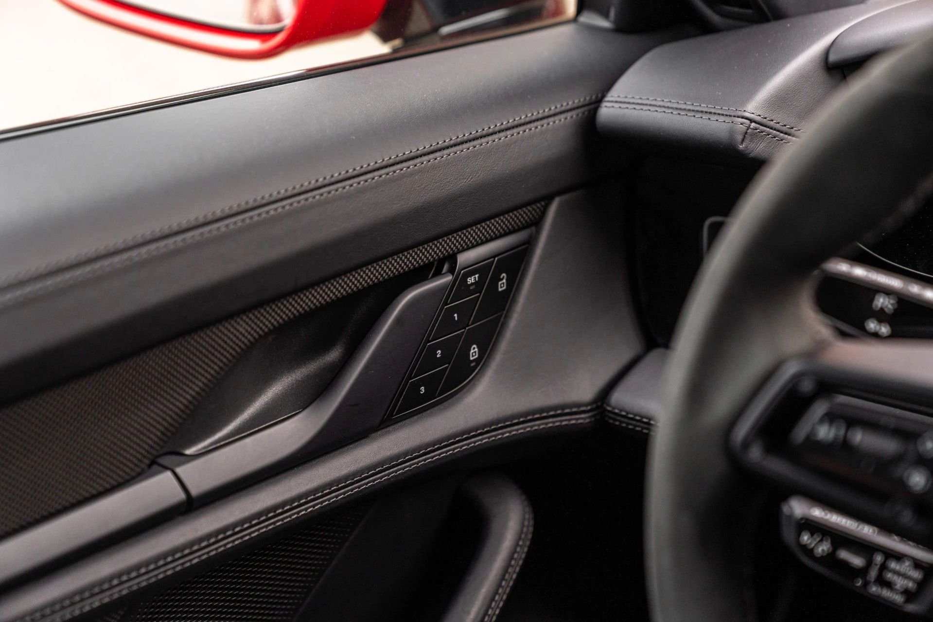 Hoofdafbeelding Porsche Taycan