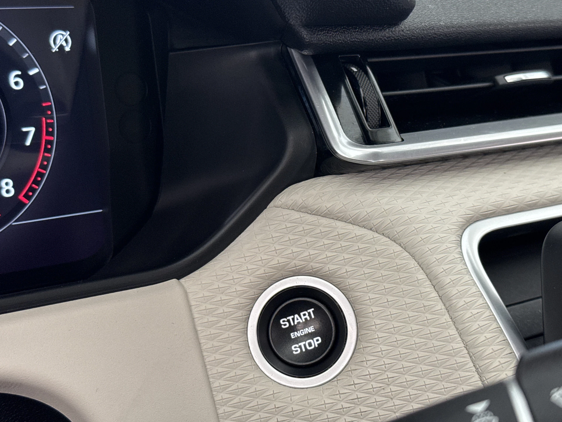 Hoofdafbeelding Land Rover Range Rover Velar