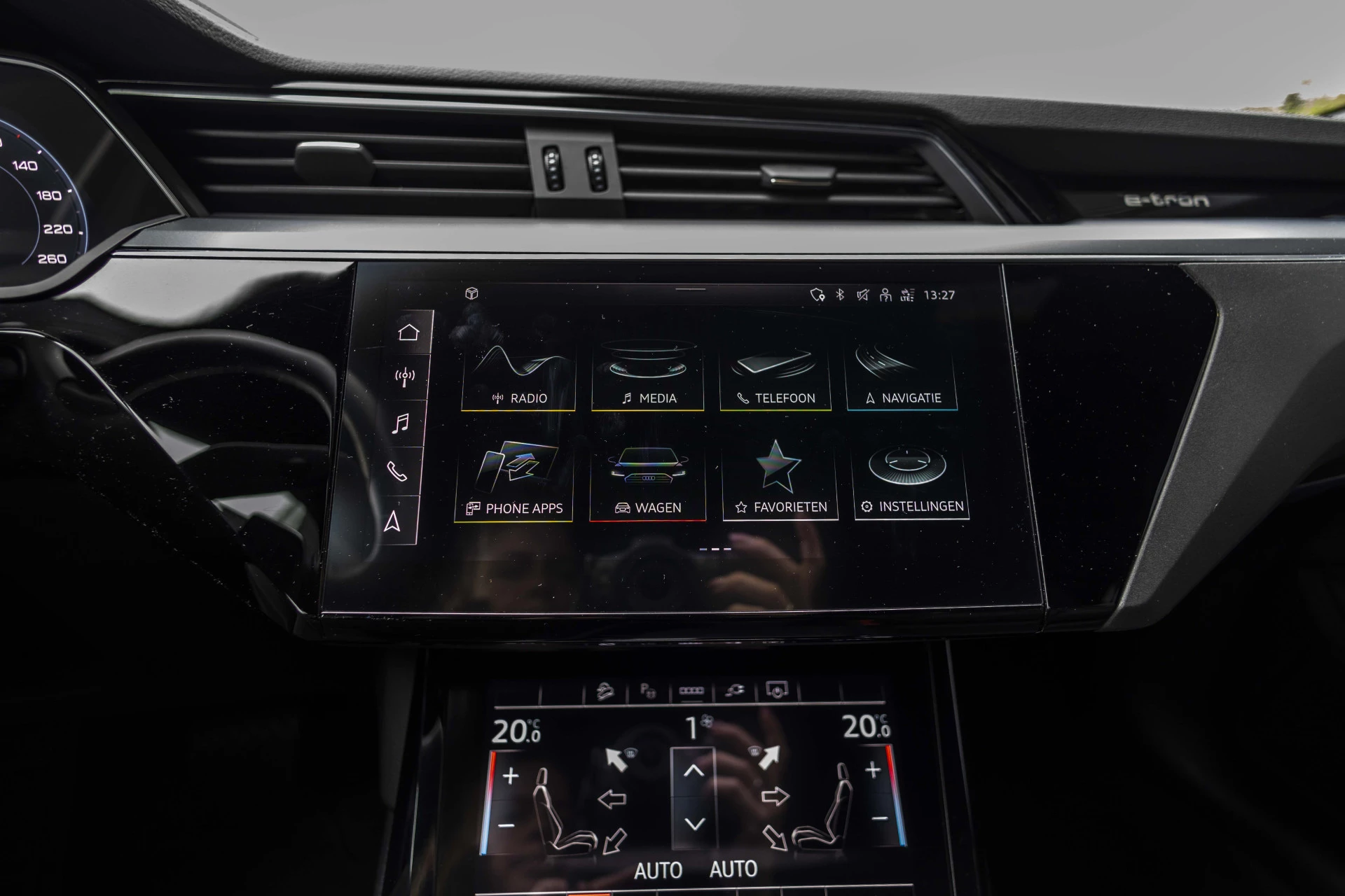 Hoofdafbeelding Audi e-tron