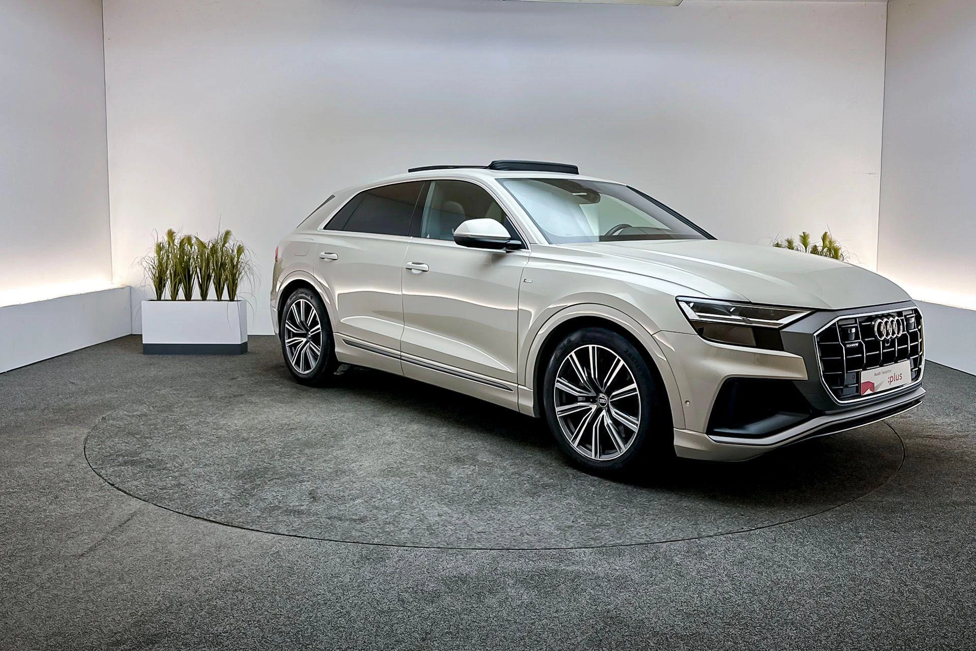 Hoofdafbeelding Audi Q8