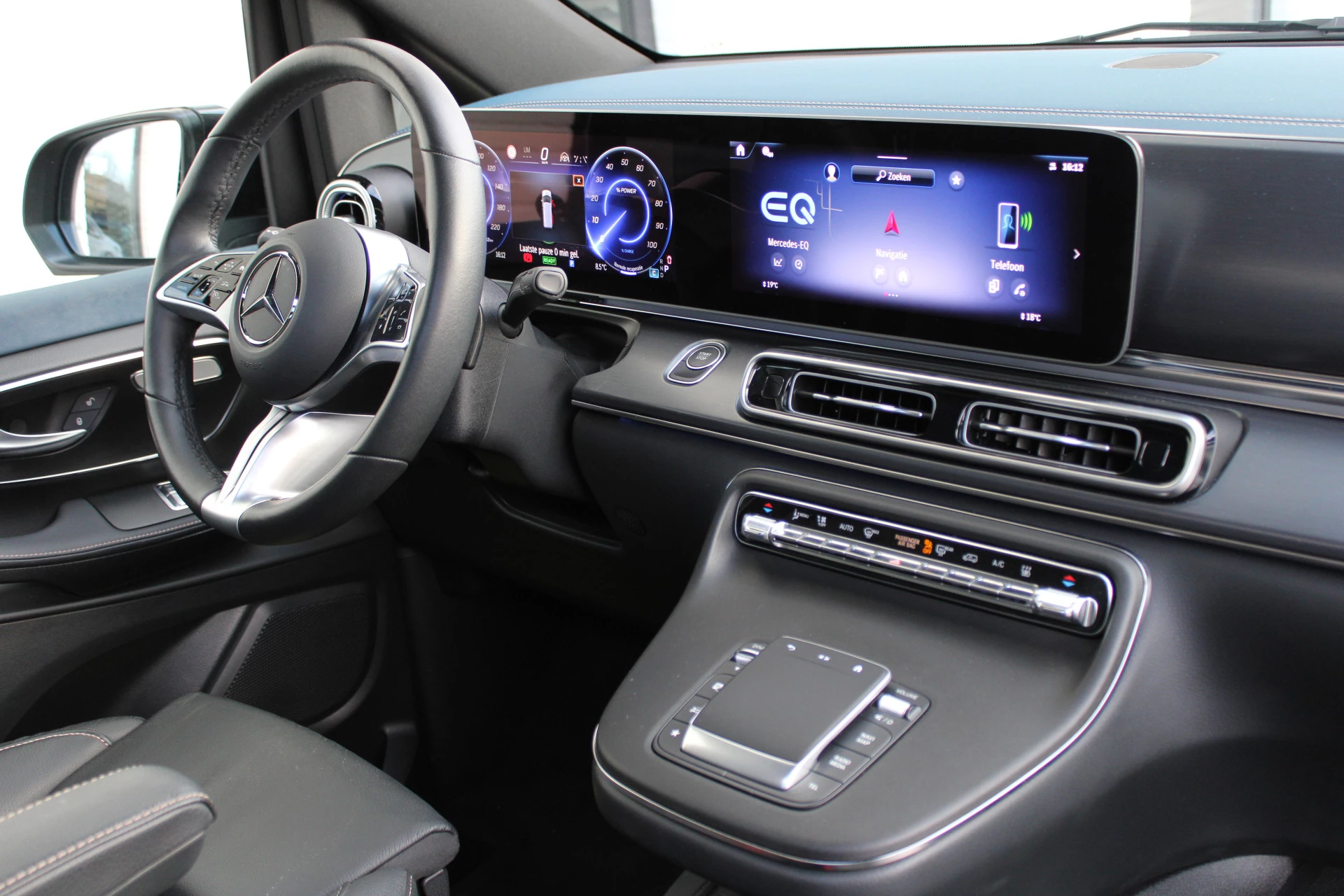 Hoofdafbeelding Mercedes-Benz EQV