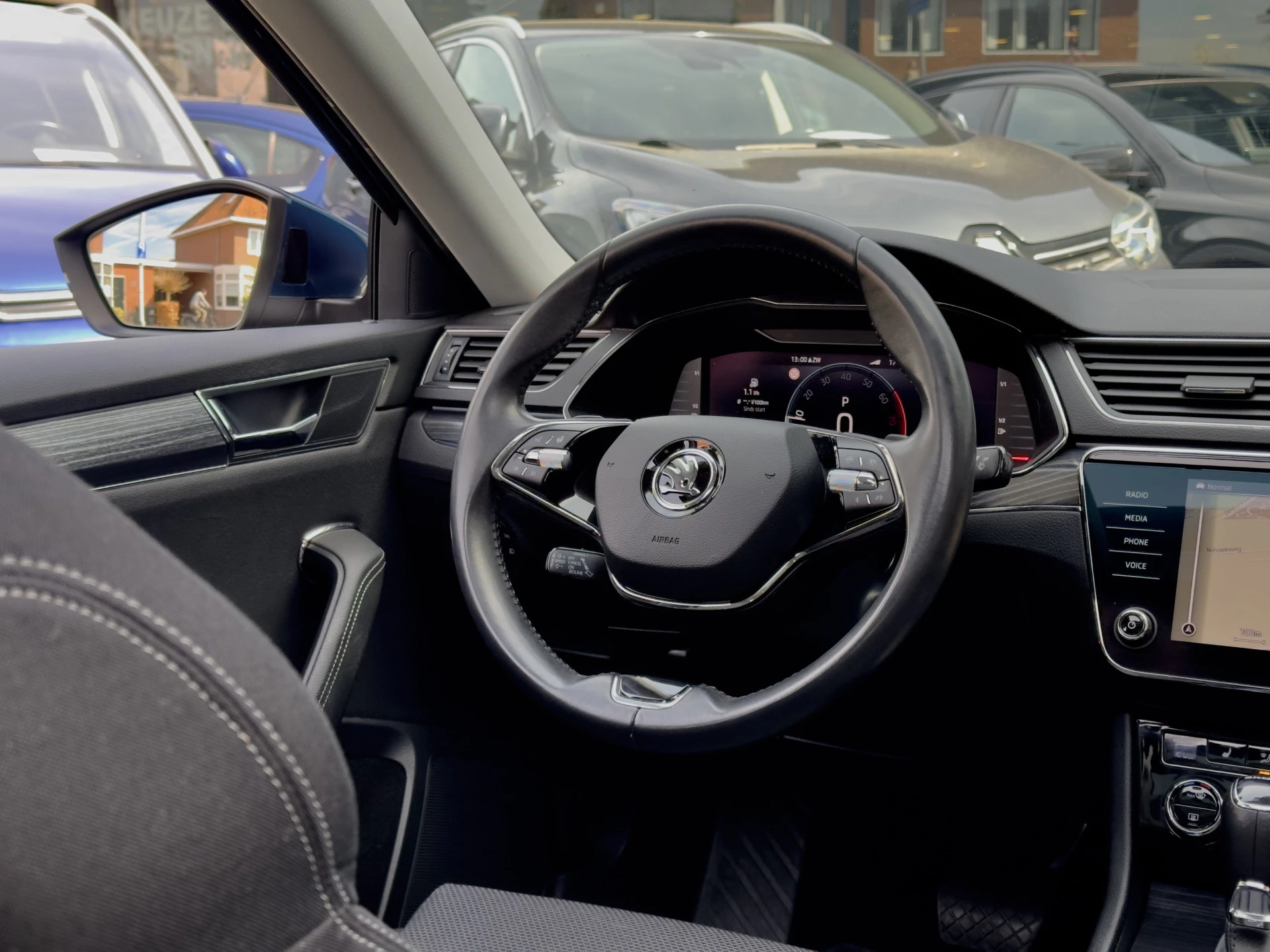 Hoofdafbeelding Škoda Superb