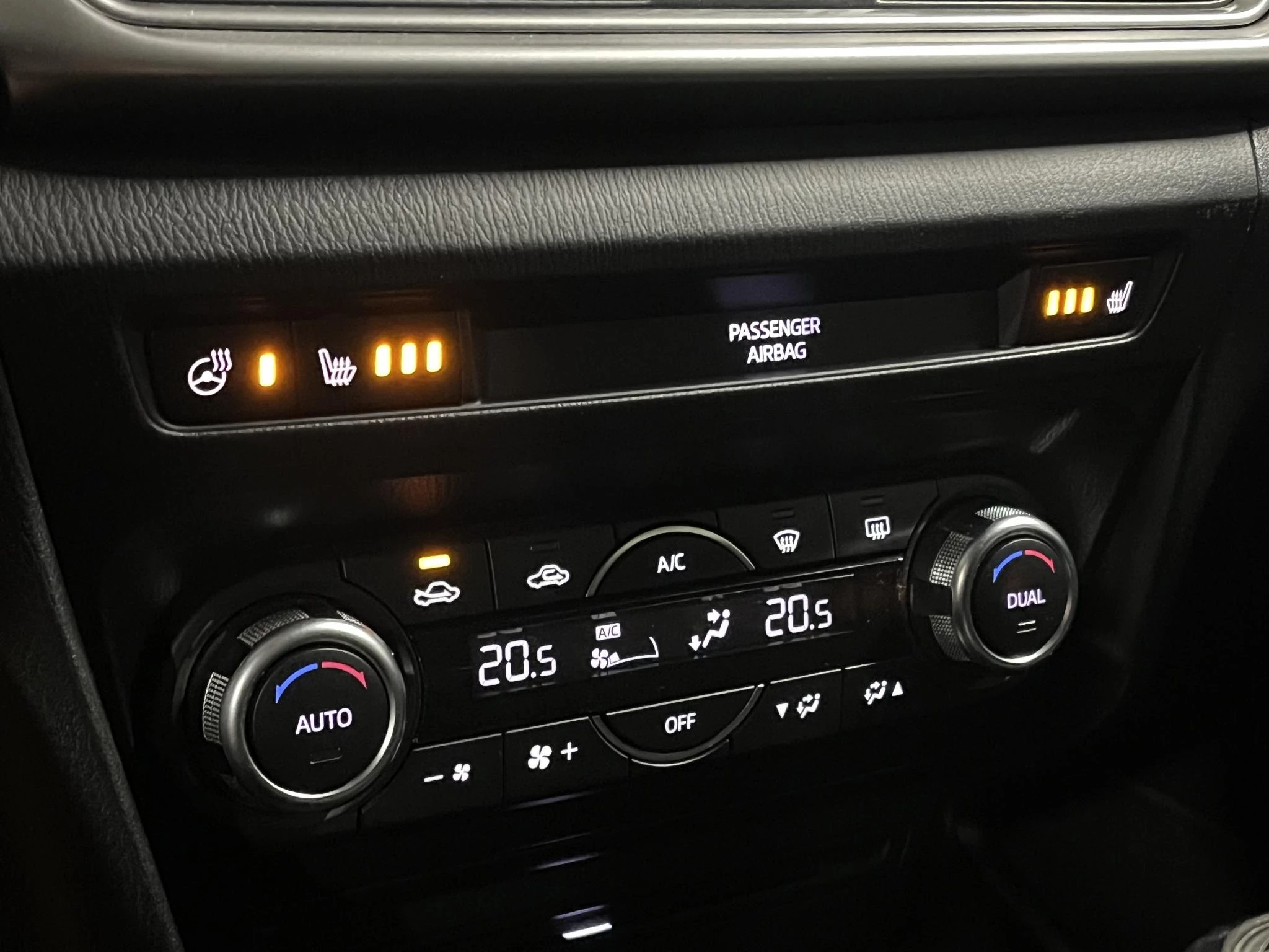 Hoofdafbeelding Mazda 3
