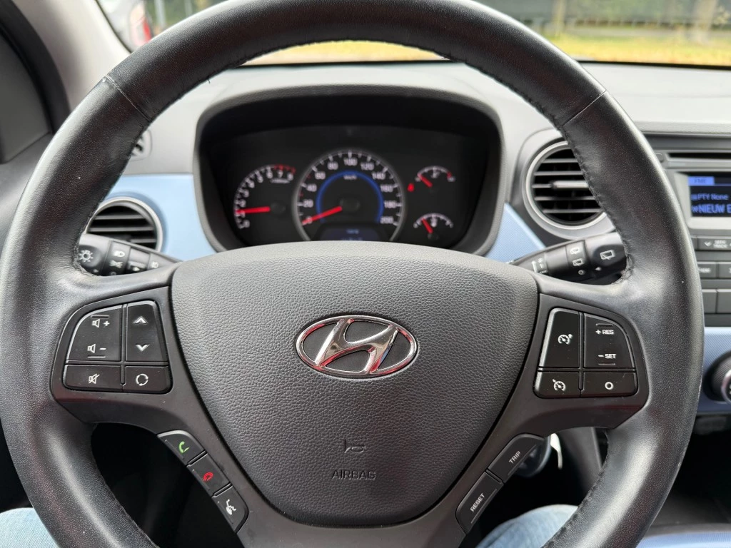 Hoofdafbeelding Hyundai i10