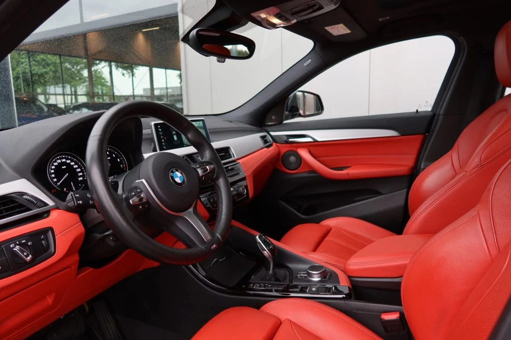 Hoofdafbeelding BMW X2